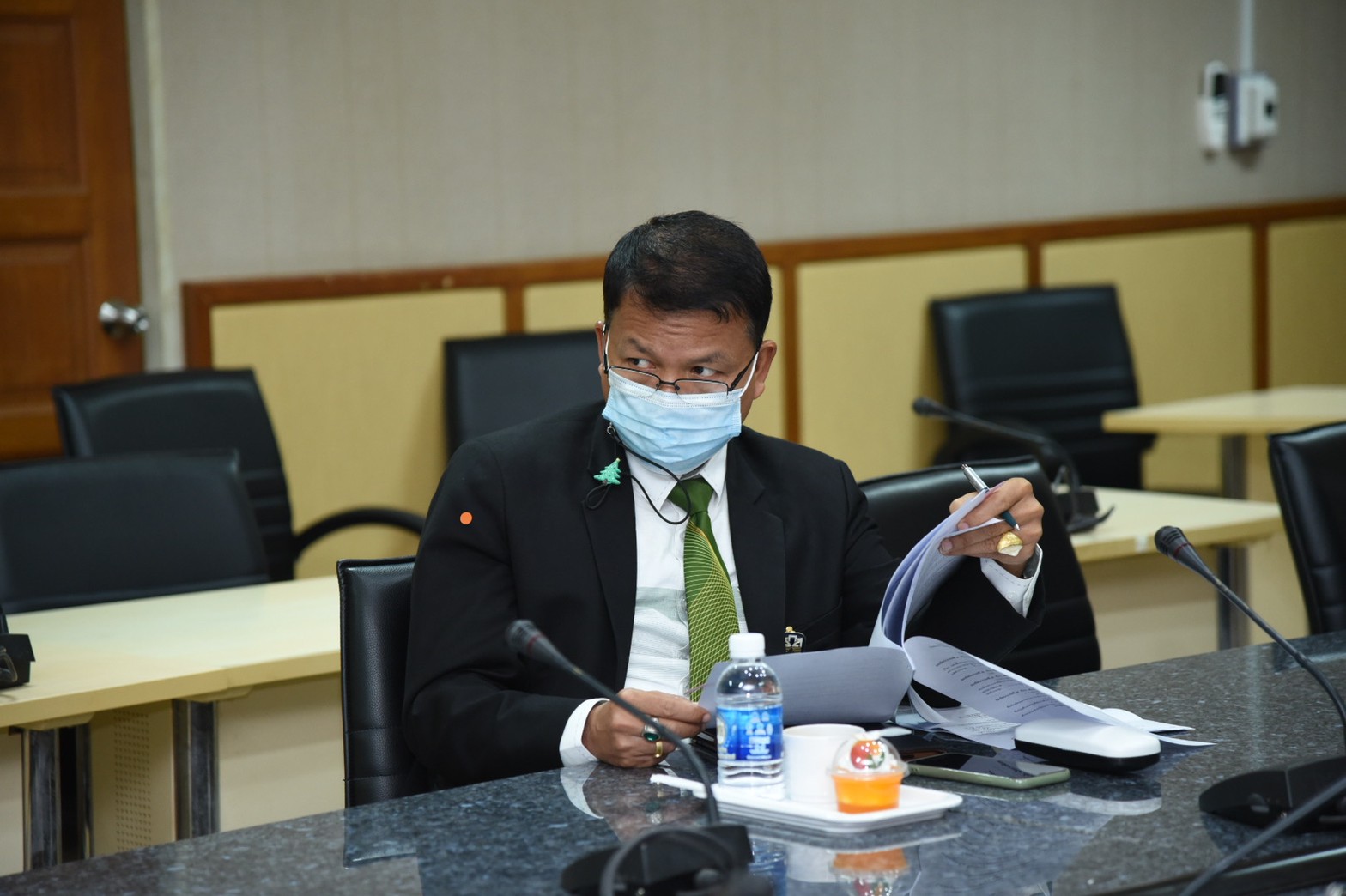 ประชุมคณะกรรมการบริหารกองทุนพัฒนาเด็กชนบท ในพระราชูปถัมภ์สมเด็จพระเทพรัตนราชสุดาฯ สยาม บรมราชกุมารี จังหวัดฉะเชิงเทรา