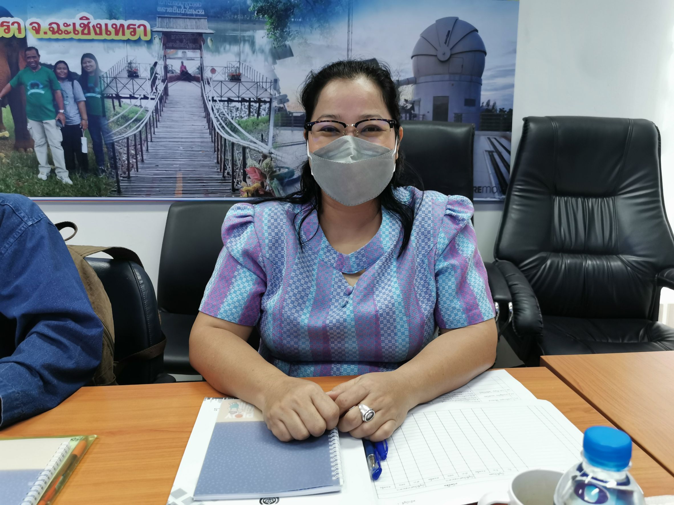 พช. ฉะเชิงเทรา ร่วมประชุมเชิงปฏิบัติการเสริมสร้างกองทุนชุมชนตามหลักธรรมภิบาล ผ่านระบบวีดิทัศน์ทางไกล (Video Conference) โครงการเสริมสร้างความเข้มแข็งกองทุนชุมชนตามหลักธรรมาภิบาล และการเข้าถึงแหล่งทุน