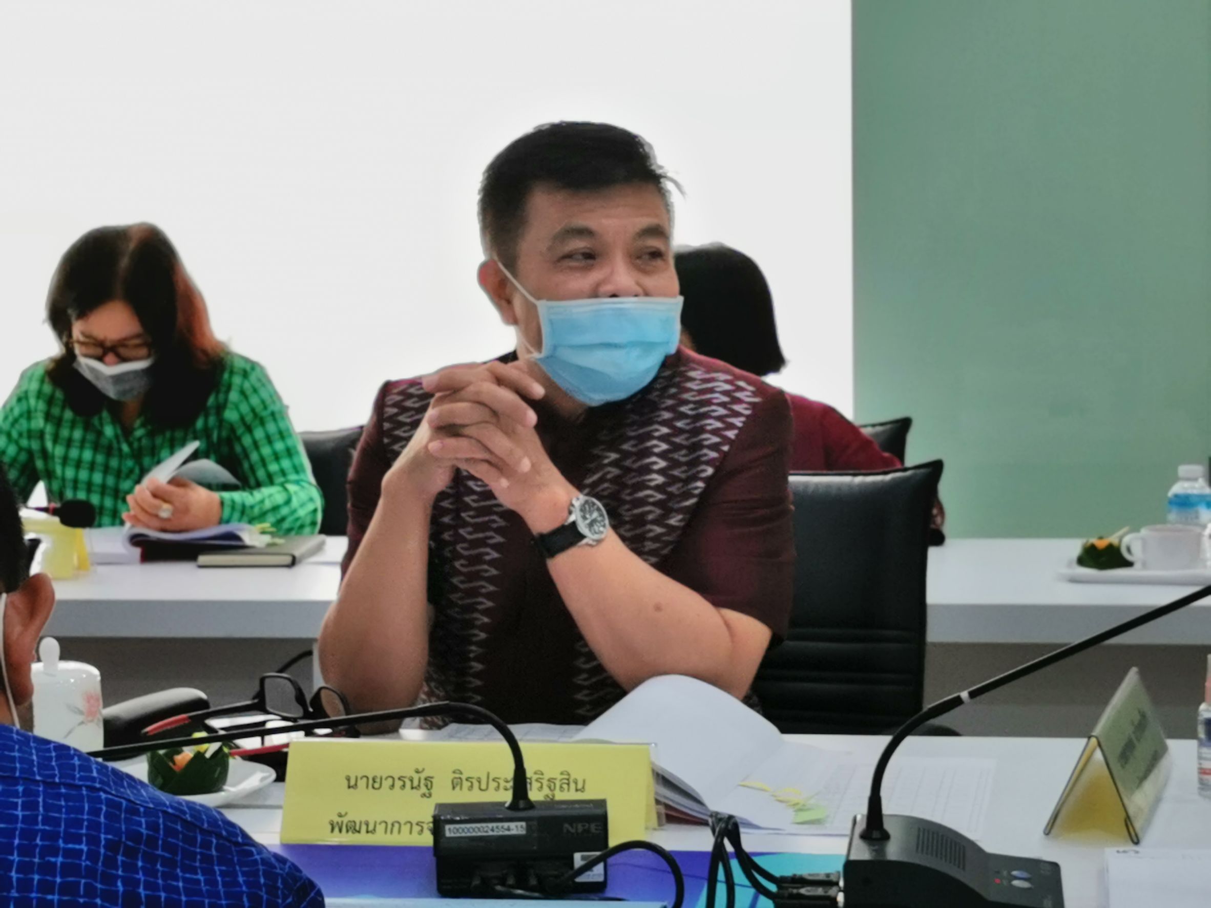 คณะอนุกรรมการบริหารกองทุนพัฒนาบทบาทสตรีจังหวัดฉะเชิงเทรา สนับสนุนเงินทุนแก่กลุ่มอาชีพ และเร่งรัดติดตามหนี้