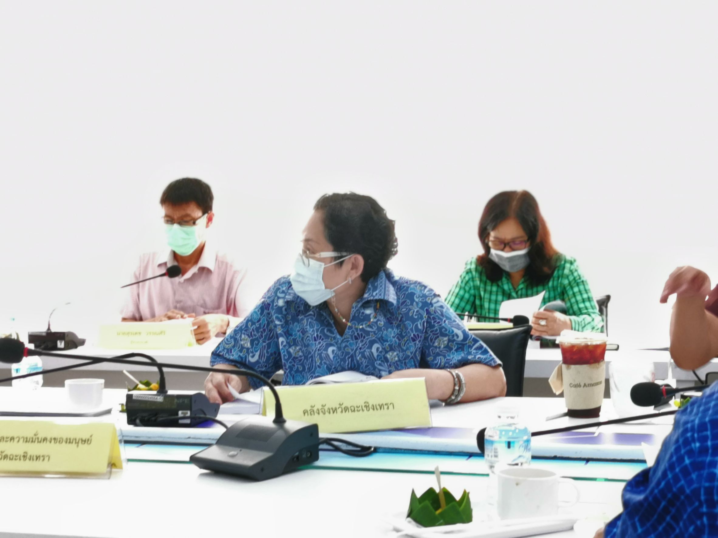 คณะอนุกรรมการบริหารกองทุนพัฒนาบทบาทสตรีจังหวัดฉะเชิงเทรา สนับสนุนเงินทุนแก่กลุ่มอาชีพ และเร่งรัดติดตามหนี้