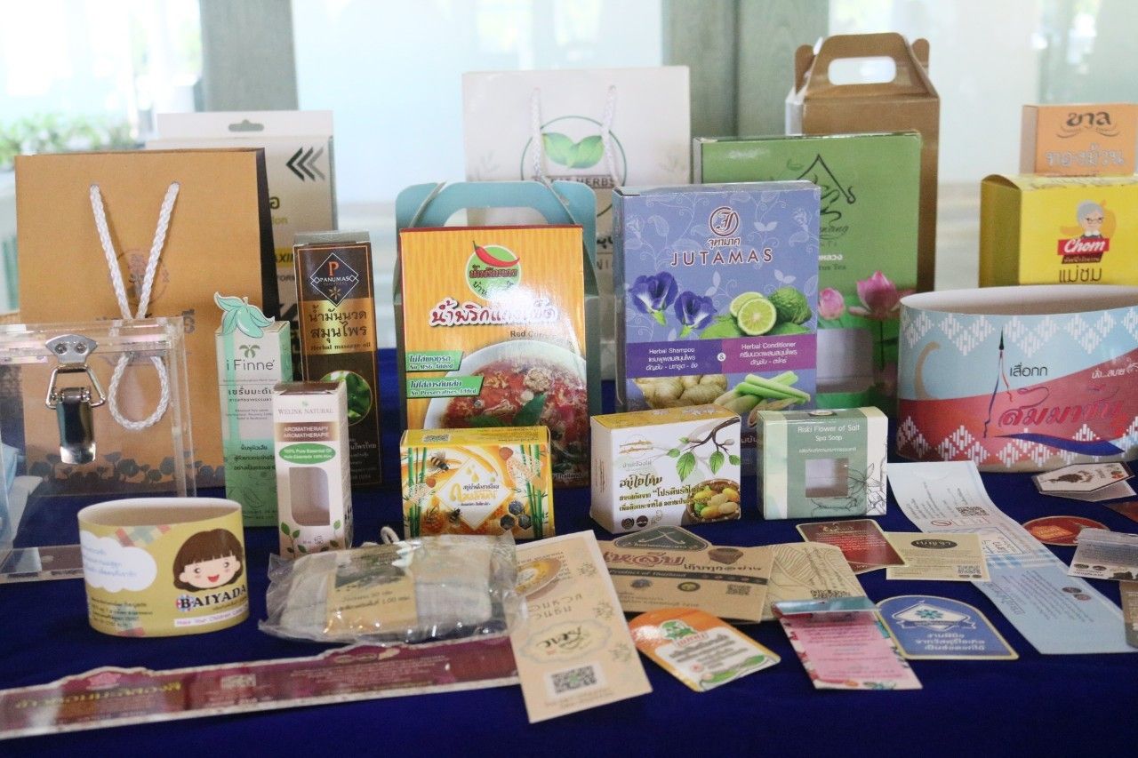 พช.ฉะเชิงเทรา จัดโครงการส่งเสริมกระบวนการเครือข่ายองค์ความรู้ (Knowledge-Based OTOP : KBO) กิจกรรมที่ 2 พัฒนาผลิตภัณฑ์ OTOP โดยเครือข่ายองค์ความรู้ KBO จังหวัดฉะเชิงเทรา