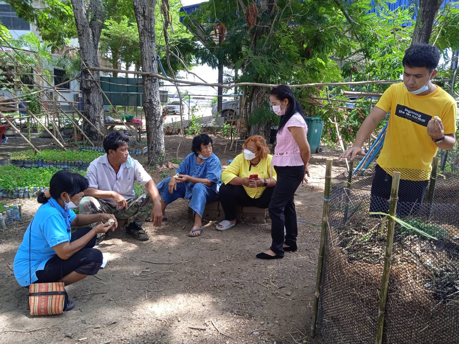 พช.ฉะเชิงเทรา ร่วมกับผู้นำเสม็ดใต้ เดินหน้า สร้างสุขอย่างต่อเนื่อง โดยผู้นำการเปลี่ยนแปลง และนักพัฒนา 3 ประสาน