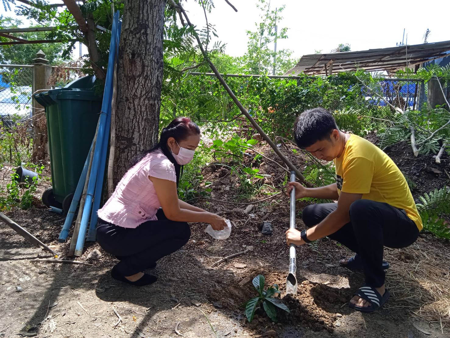 พช.ฉะเชิงเทรา ร่วมกับผู้นำเสม็ดใต้ เดินหน้า สร้างสุขอย่างต่อเนื่อง โดยผู้นำการเปลี่ยนแปลง และนักพัฒนา 3 ประสาน