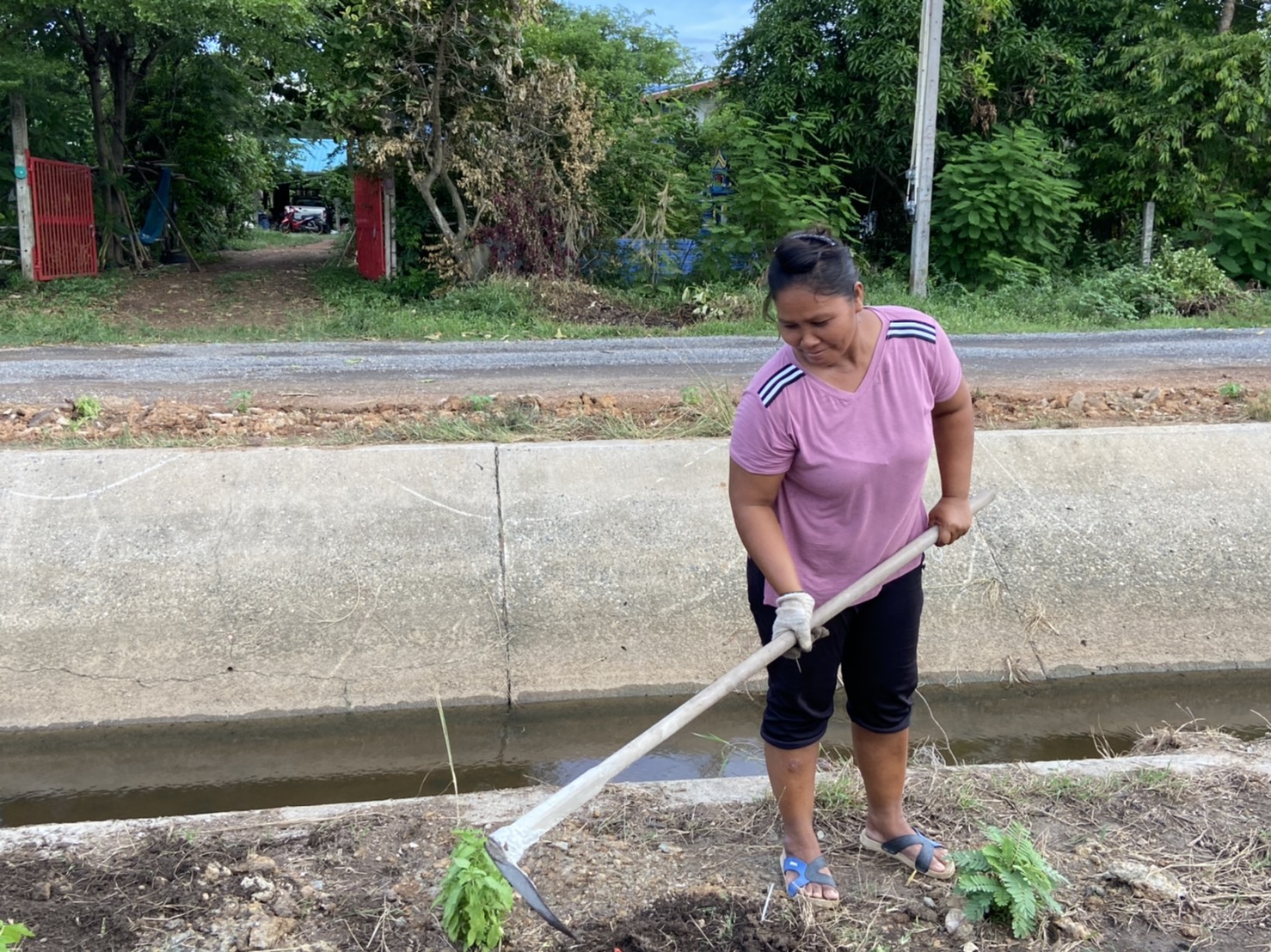 พช.ฉะเชิงเทรา  เสริมทัพ เติมพลัง ให้กำลังใจ ทีมผู้นำการเปลี่ยนแปลงตำบลเสม็ดใต้