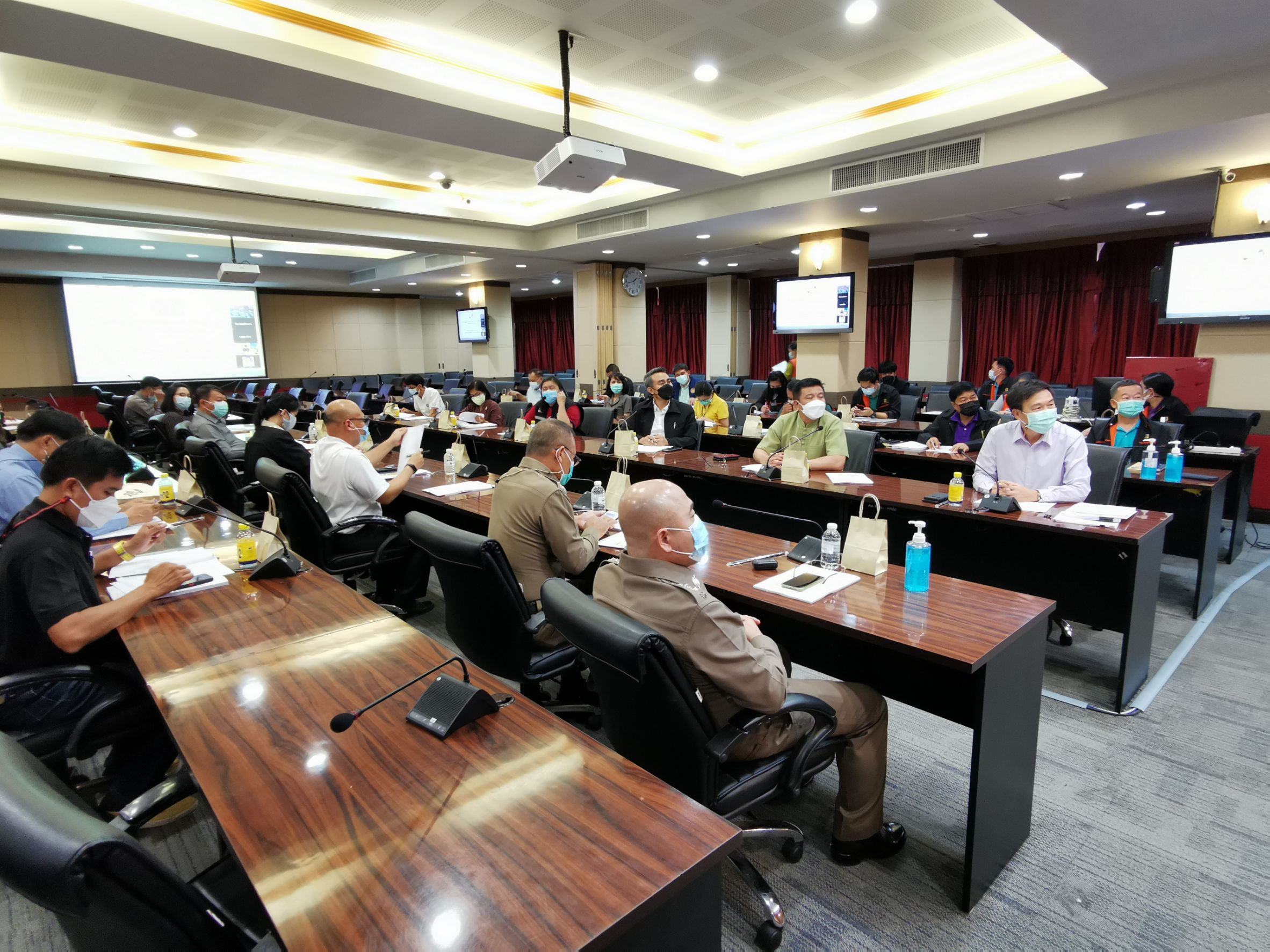 พช. ฉะเชิงเทรา ร่วมประชุมคณะทำงานจัดทำ (ร่าง) แผนการป้องกันและบรรเทาสาธารณภัยจังหวัดฉะเชิงเทรา พ.ศ. 2564 – 2570