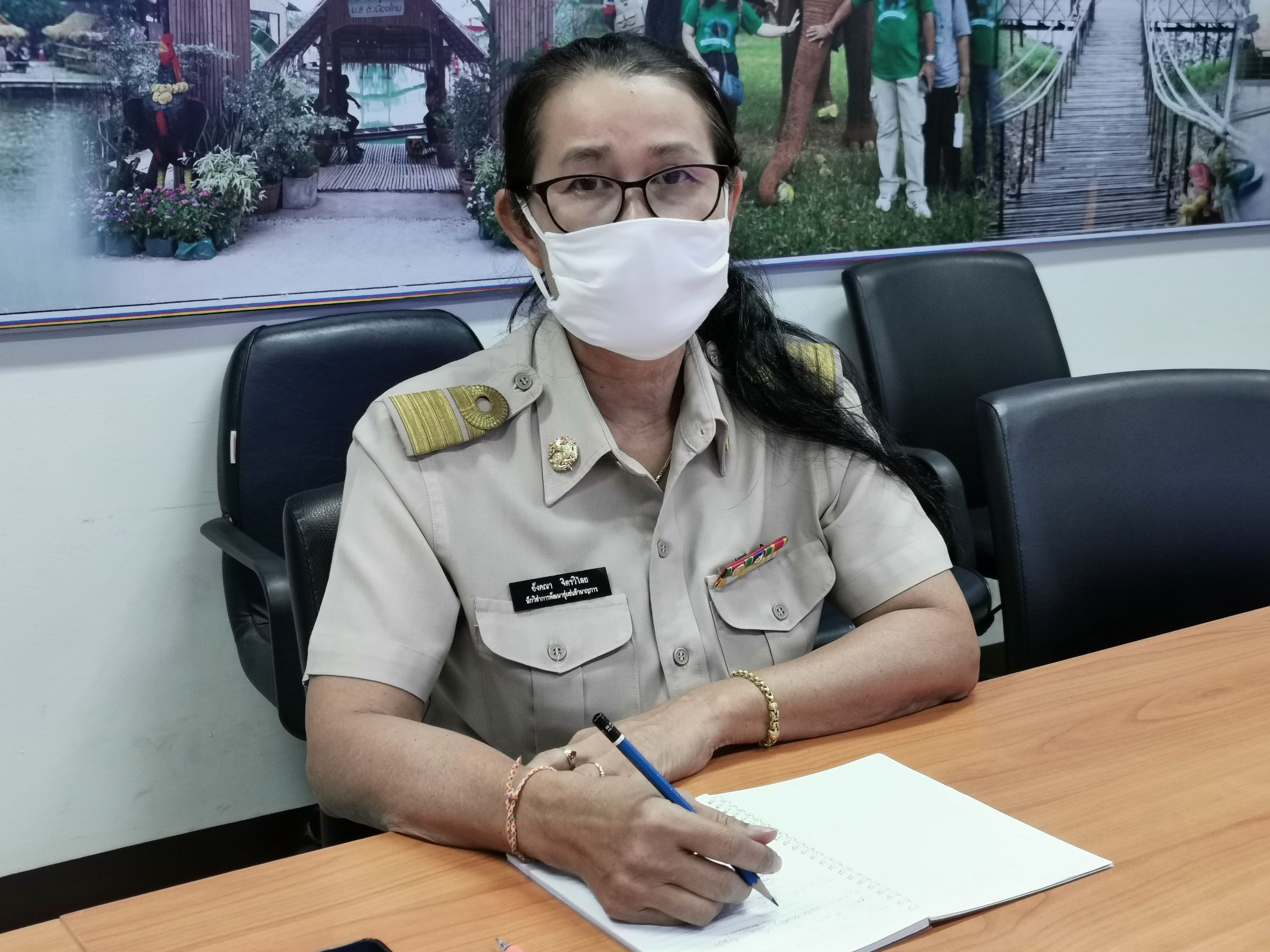 พช. ฉะเชิงเทรา ร่วมประชุมโครงการพัฒนาข้าราชการที่อยู่ระหว่างทดลองปฏิบัติหน้าที่ราชการ หลักสูตรพัฒนากรก่อนประจำการ รุ่นที่ 117 ผ่านระบบการประชุมออนไลน์ระบบ (Zoom Could Meeting)