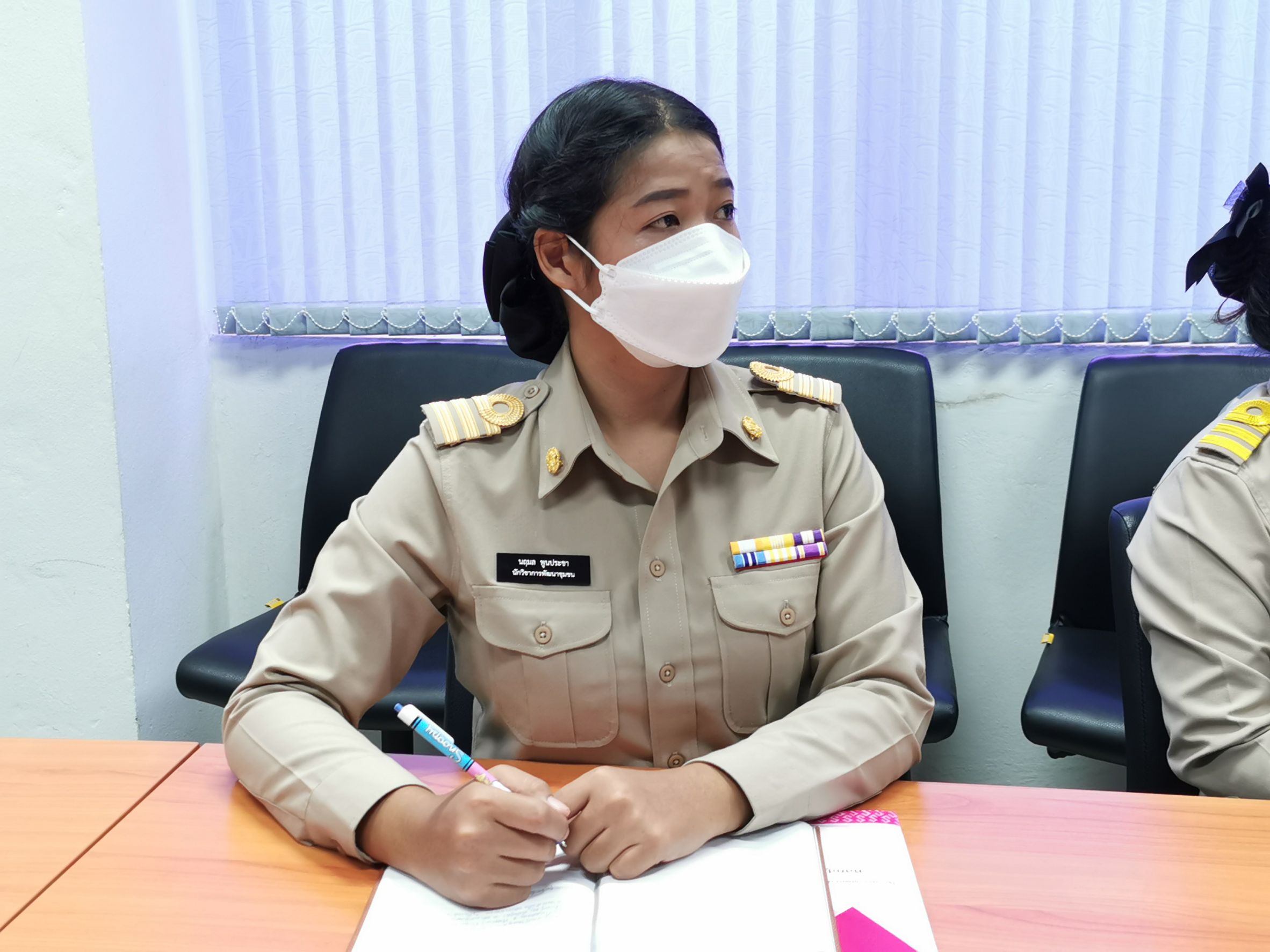 พช. ฉะเชิงเทรา ร่วมประชุมโครงการพัฒนาข้าราชการที่อยู่ระหว่างทดลองปฏิบัติหน้าที่ราชการ หลักสูตรพัฒนากรก่อนประจำการ รุ่นที่ 117 ผ่านระบบการประชุมออนไลน์ระบบ (Zoom Could Meeting)