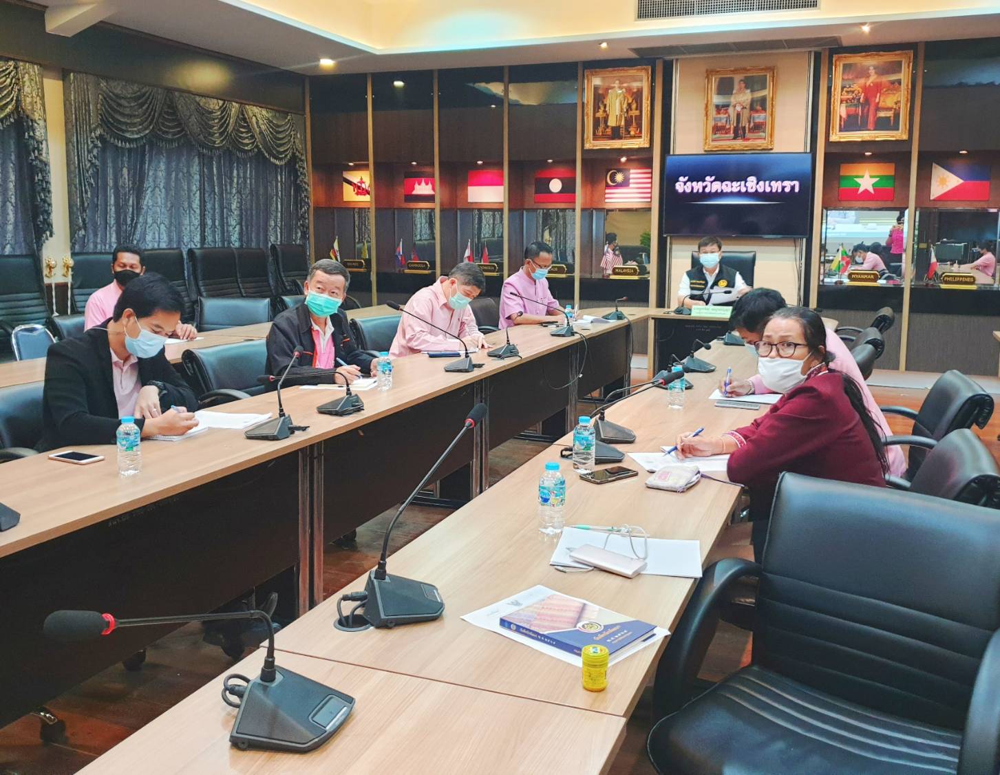 พช.ฉะเชิงเทรา  ร่วมประชุมการบริหารจัดการกรอบอัตรากำลังพนักงานราชการเฉพาะกิจสังกัดกระทรวงมหาดไทย ผ่านระบบวีดิทัศน์ทางไกล (Video Conference)