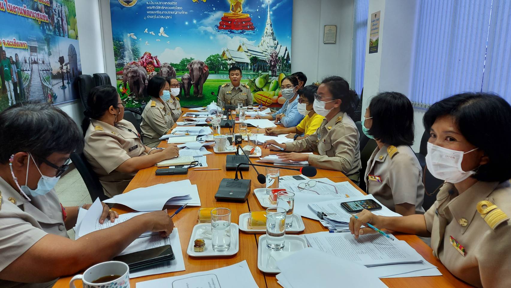 พช.ฉะเชิงเทรา  ประชุมผู้อำนวยการกลุ่มงาน นักวิชาการพัฒนาชุมชน และเจ้าหน้าที่สำนักงานพัฒนาชุมชนจังหวัดฉะเชิงเทรา