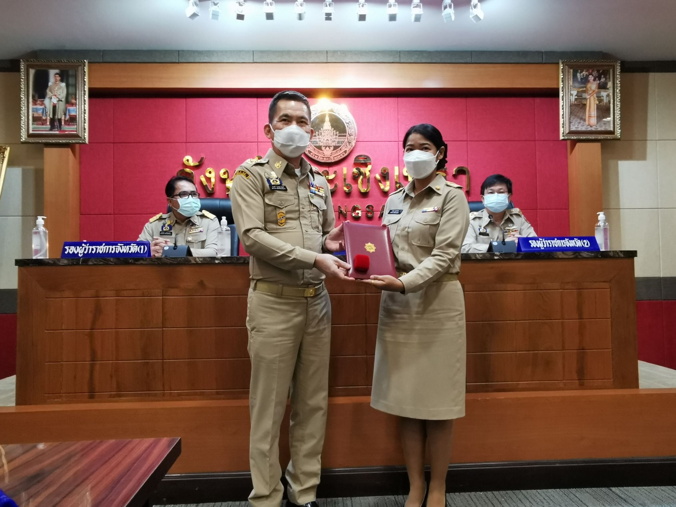 พัฒนาชุมชนจังหวัดฉะเชิงเทรา ร่วมประชุมหัวหน้าส่วนราชการจังหวัดฉะเชิงเทรา ครั้งที่ 8/2564