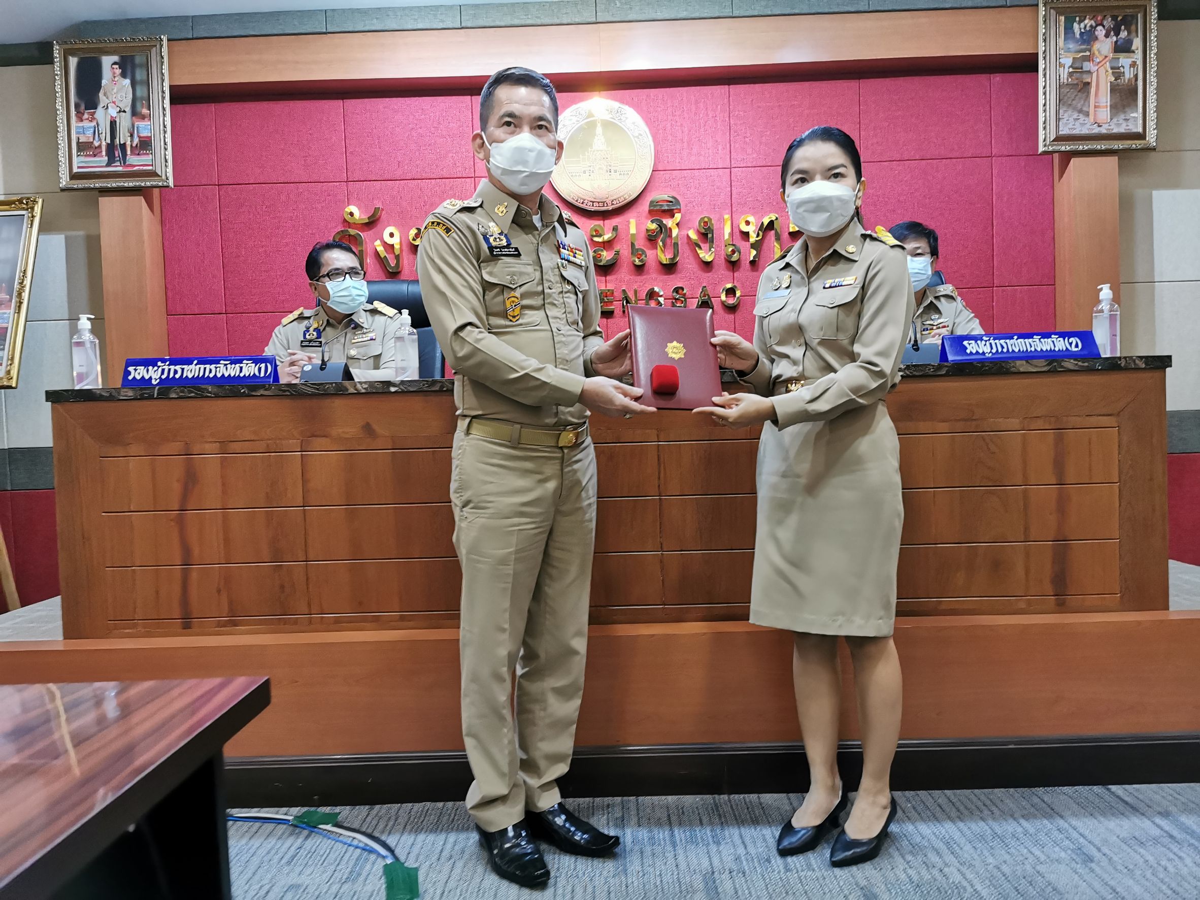 พัฒนาชุมชนจังหวัดฉะเชิงเทรา ร่วมประชุมหัวหน้าส่วนราชการจังหวัดฉะเชิงเทรา ครั้งที่ 8/2564