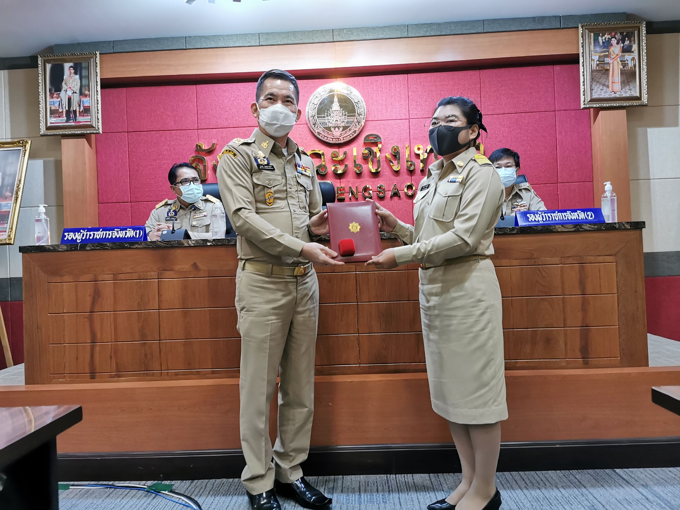 พัฒนาชุมชนจังหวัดฉะเชิงเทรา ร่วมประชุมหัวหน้าส่วนราชการจังหวัดฉะเชิงเทรา ครั้งที่ 8/2564