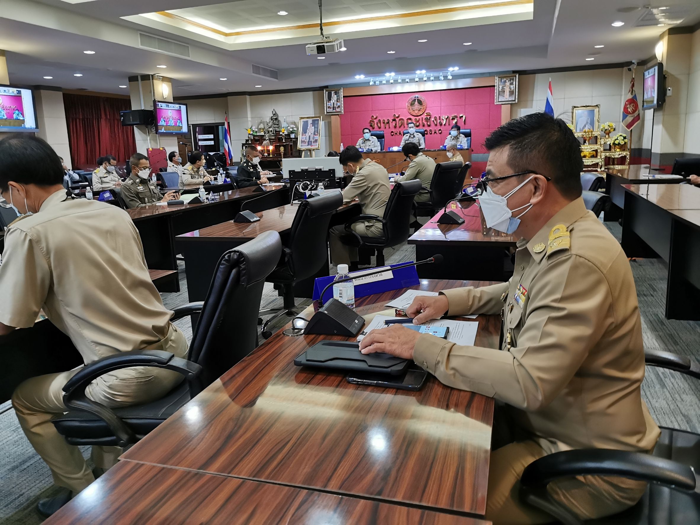 พัฒนาชุมชนจังหวัดฉะเชิงเทรา ร่วมประชุมหัวหน้าส่วนราชการจังหวัดฉะเชิงเทรา ครั้งที่ 8/2564