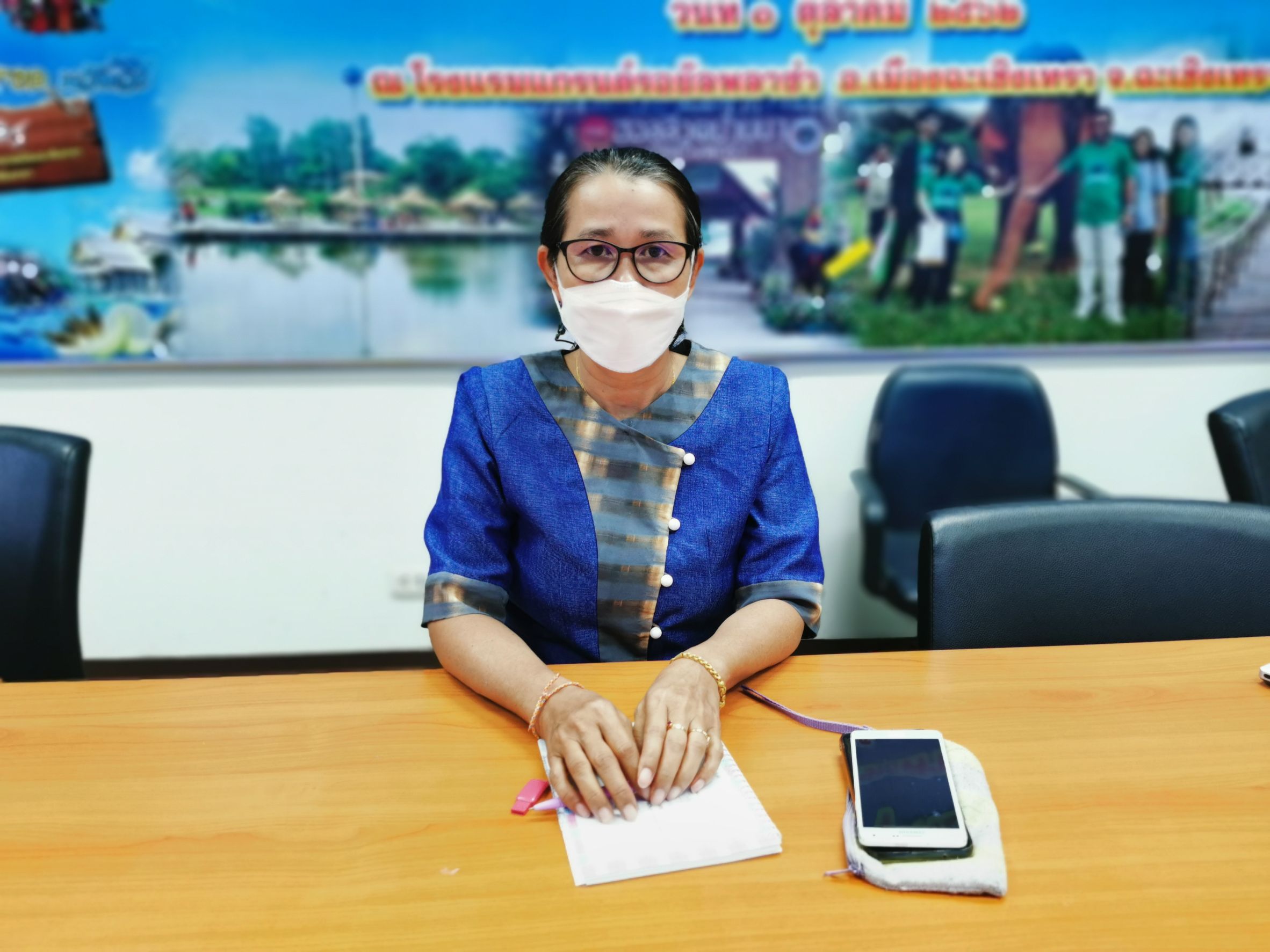 พัฒนาชุมชนจังหวัดฉะเชิงเทรา ประชุมชี้แจงแนวทางการใช้จ่ายงบประมาณค่าจัดเก็บข้อมูลความจำเป็นพื้นฐาน (จปฐ.) และข้อมูลพื้นฐานระดับหมู่บ้าน (กชช.2ค) ปี 2564 ผ่านระบบ Video Conference