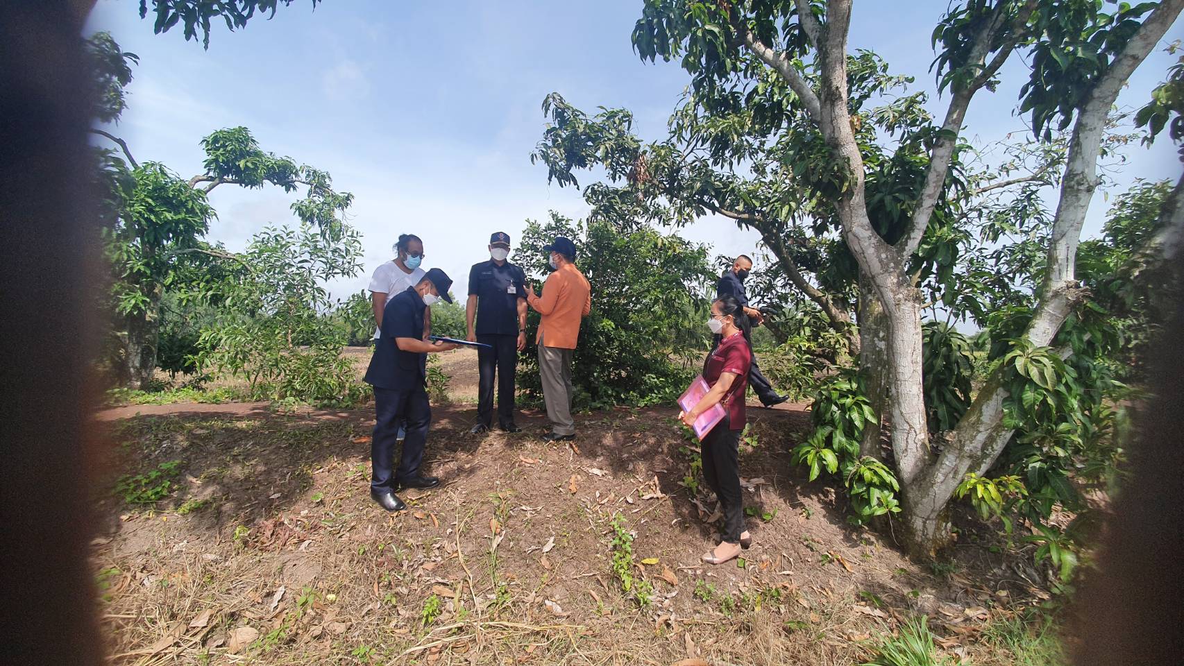 พัฒนาชุมชนจังหวัดฉะเชิงเทรา ดำเนินงานโครงการพัฒนาพื้นที่ต้นแบบการพัฒนาคุณภาพชีวิตตามหลักทฤษฎีใหม่ ประยุกต์สู่ “โคก หนอง นา พช.”  @ฉะเชิงเทรา