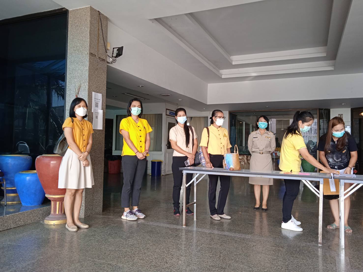 พัฒนาชุมชนฉะเชิงเทรา สนับสนุนการปฏิบัติหน้าที่ภารกิจป้องกัน และยับยั้งการแพร่ระบาดของโรคติดเชื้อไวรัสโคโรนา 2019 (COVID -19)