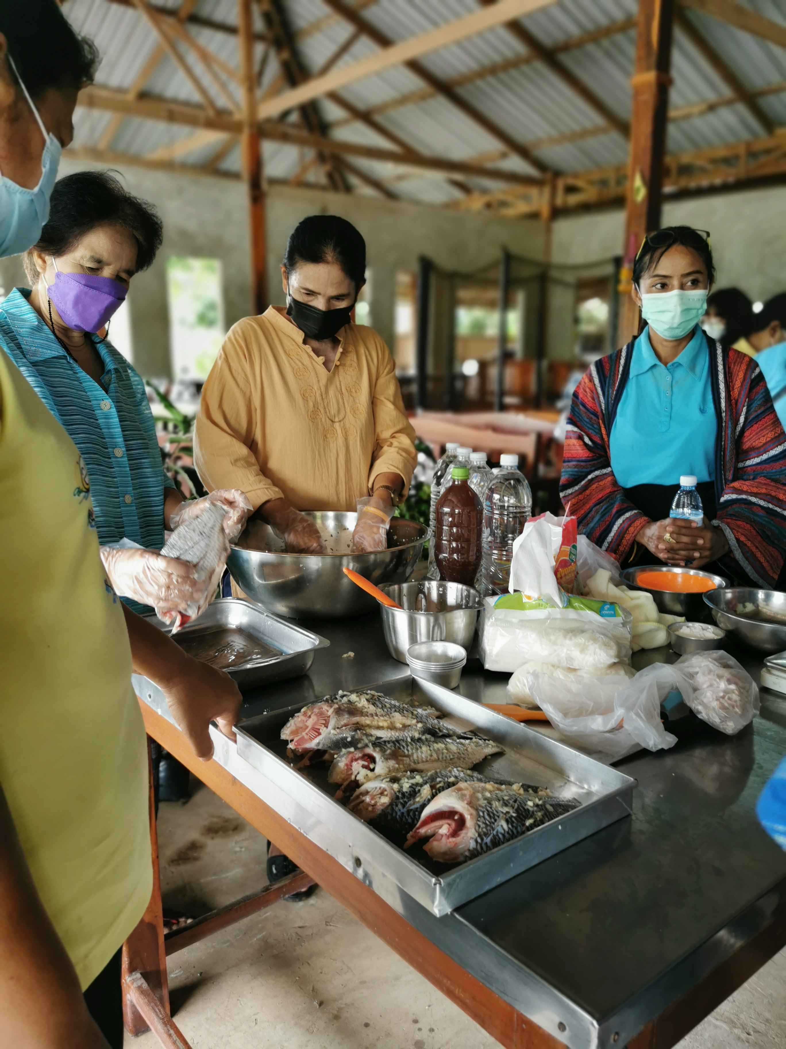 พัฒนาชุมชนจังหวัดฉะเชิงเทรา สนับสนุนการดำเนินโครงการรวมพลังสตรีราชสาส์นเสริมสร้างความมั่นคงทางอาหาร สู้ภัยไวรัสโคโรนา 2019 ระหว่างวันที่ 28 – 29 สิงหาคม 2564