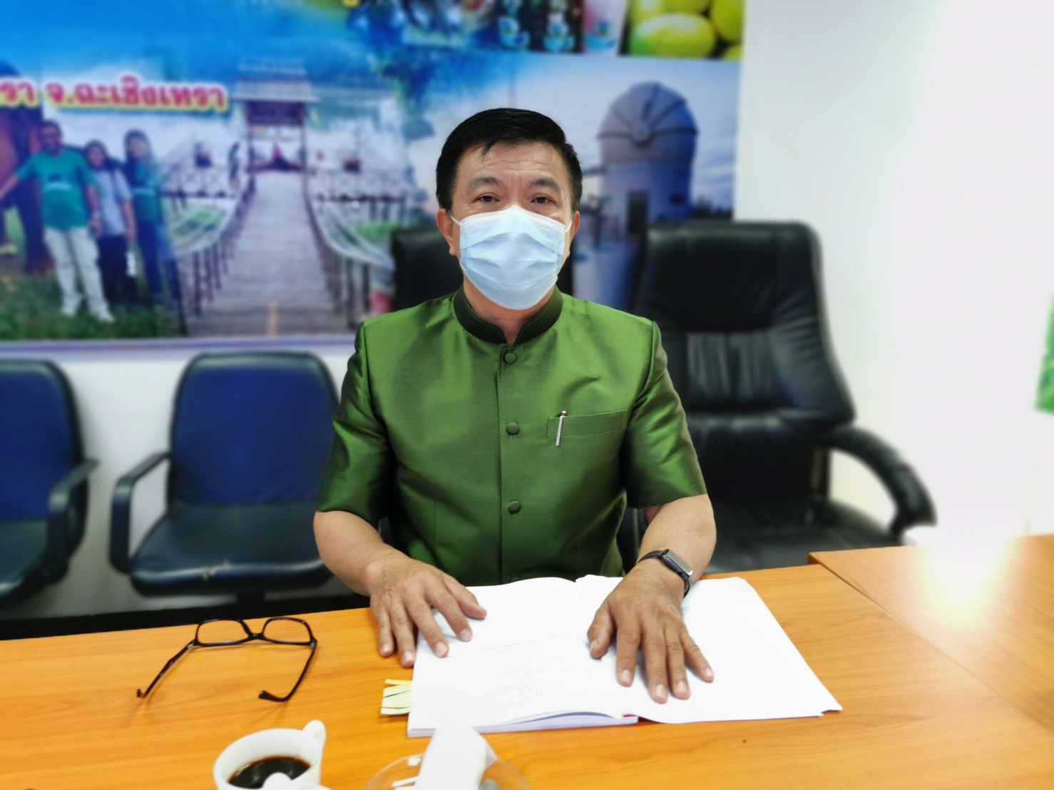 พัฒนาชุมชนจังหวัดฉะเชิงเทรา ประชุมคณะอนุกรรมการบริหารกองทุนพัฒนาบทบาทสตรีระดับจังหวัด ครั้งที่ 8/2564 ผ่านระบบ zoom Cloud Meetings