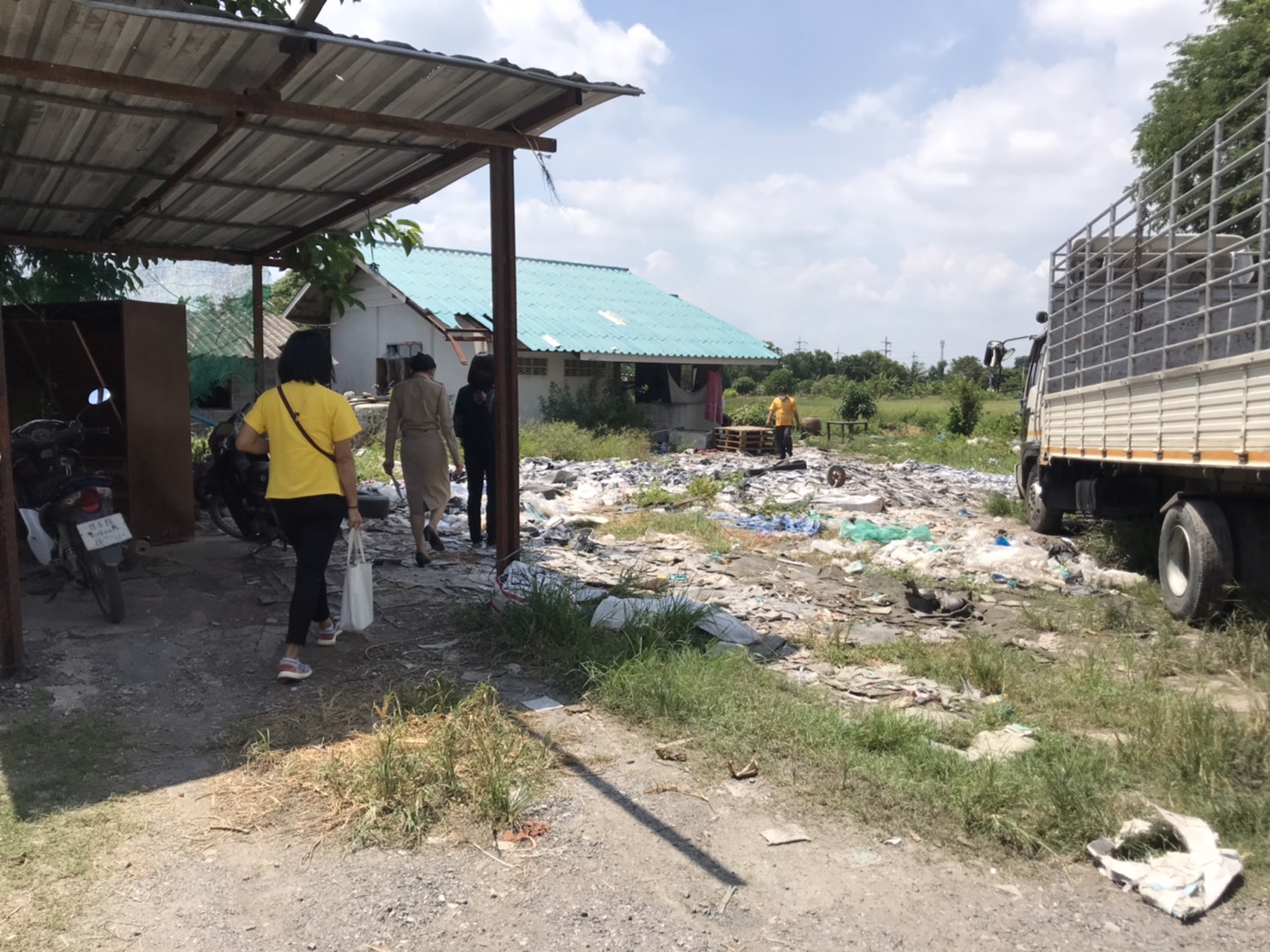 พัฒนาชุมชนจังหวัดฉะเชิงเทรา ติดตามหนี้กองทุนพัฒนาบทบาทสตรี