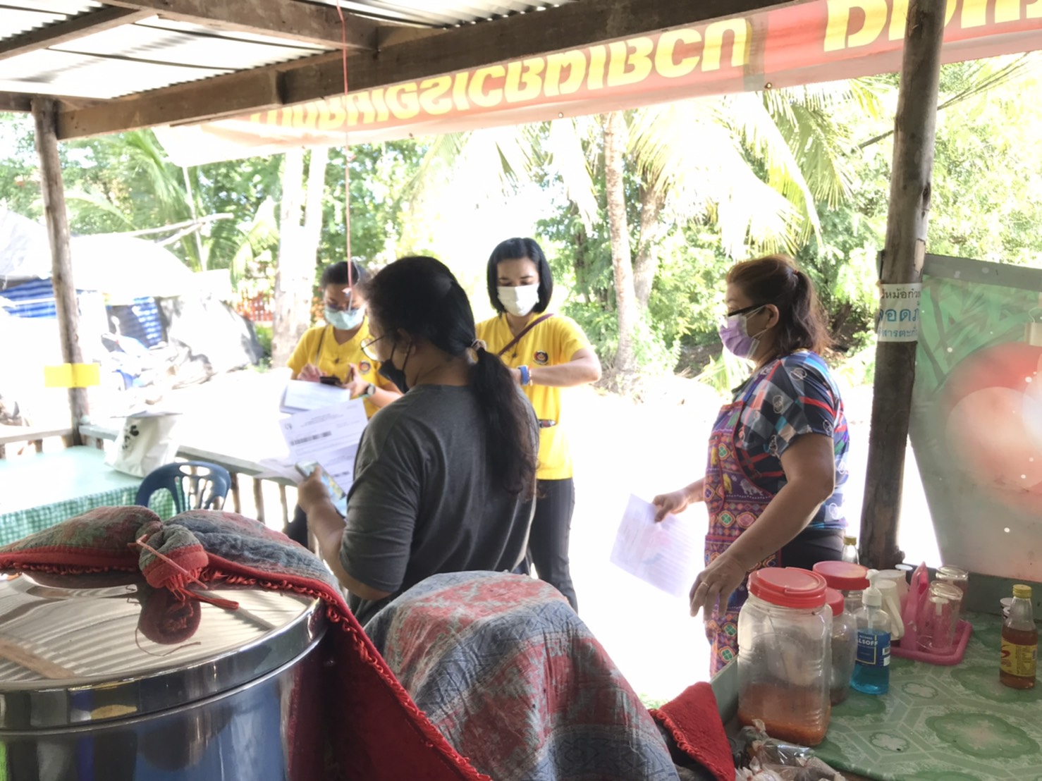 พัฒนาชุมชนจังหวัดฉะเชิงเทรา ติดตามหนี้กองทุนพัฒนาบทบาทสตรี