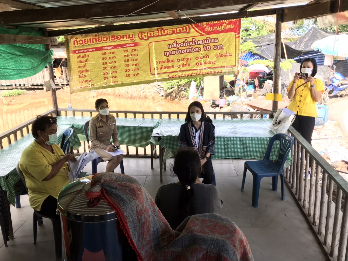 พัฒนาชุมชนจังหวัดฉะเชิงเทรา ติดตามหนี้กองทุนพัฒนาบทบาทสตรี