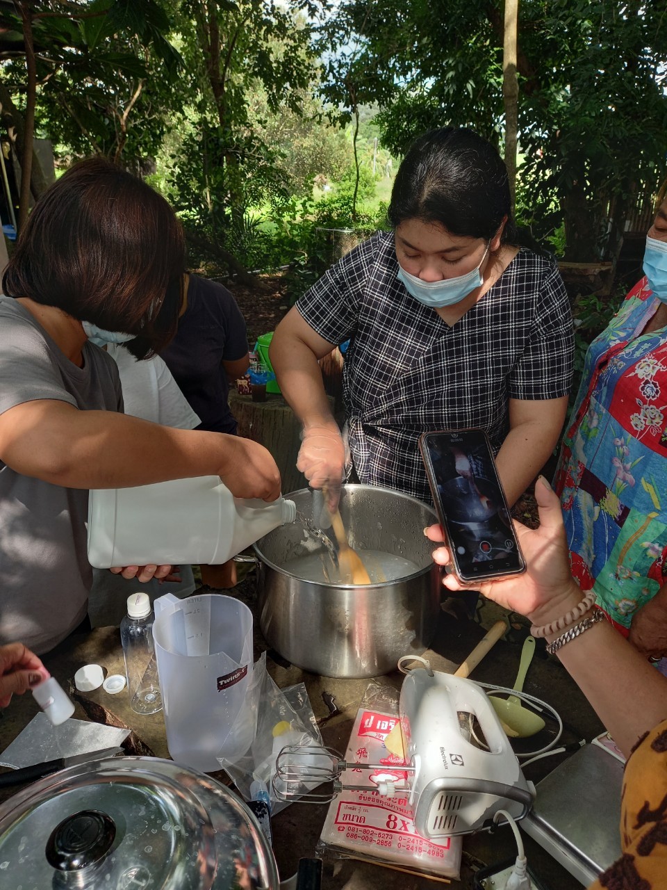 พัฒนาชุมชนจังหวัดฉะเชิงเทรา สนับสนุนการดำเนินโครงการรวมพลังสตรีราชสาส์นเสริมสร้างความมั่นคงทางอาหาร สู้ภัยไวรัสโคโรนา 2019 ระหว่างวันที่ 28 – 29 สิงหาคม 2564