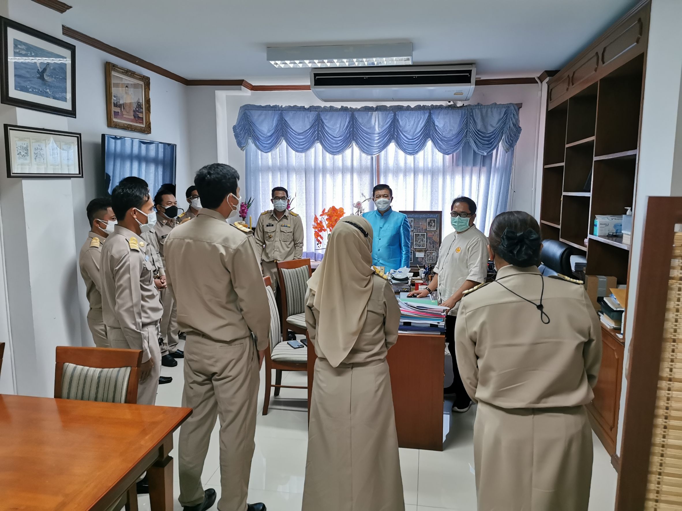 พัฒนาชุมชนจังหวัดฉะเชิงเทรา รับรายงานตัวข้าราชการพลเรือนสามัญ ตำแหน่งนักวิชาการพัฒนาชุมชนปฏิบัติการ ทดลองปฏิบัติหน้าที่ราชการ ในตำแหน่งที่ได้รับบรรจุ แต่งตั้ง และข้าราชการที่ย้ายมาดำรงตำแหน่ง