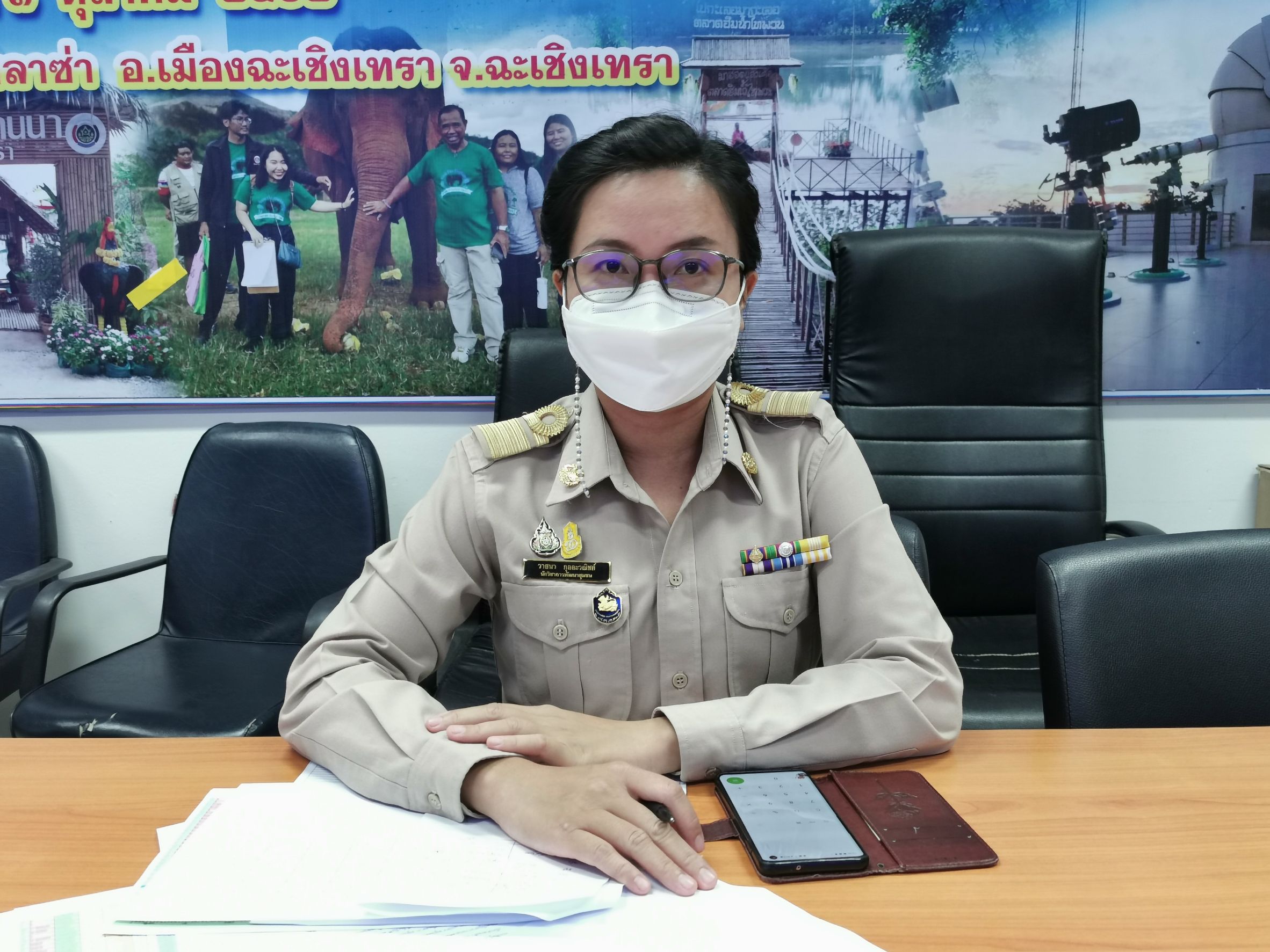 พัฒนาชุมชนจังหวัดฉะเชิงเทรา ร่วมประชุมโครงการพัฒนาพื้นที่่ต้นแบบการพัฒนาคุณภาพชีวิตตามหลักทฤษฎีใหม่ประยุกต์สู่ “โคก หนอง นา โมเดล” ผ่านระบบ Zoom Could Meeting