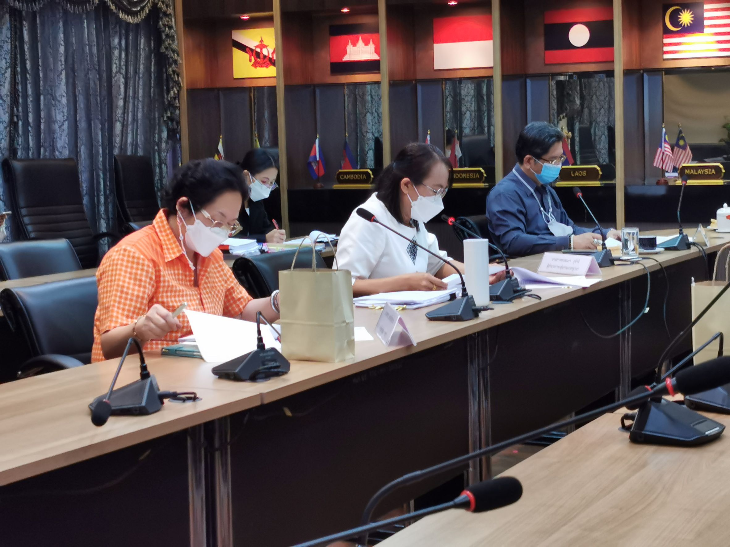 พัฒนาชุมชนจังหวัดฉะเชิงเทรา ร่วมประชุมคณะกรรมการพนักงานเทศบาลจังหวัดฉะเชิงเทรา คร้้งที่ 9/2564