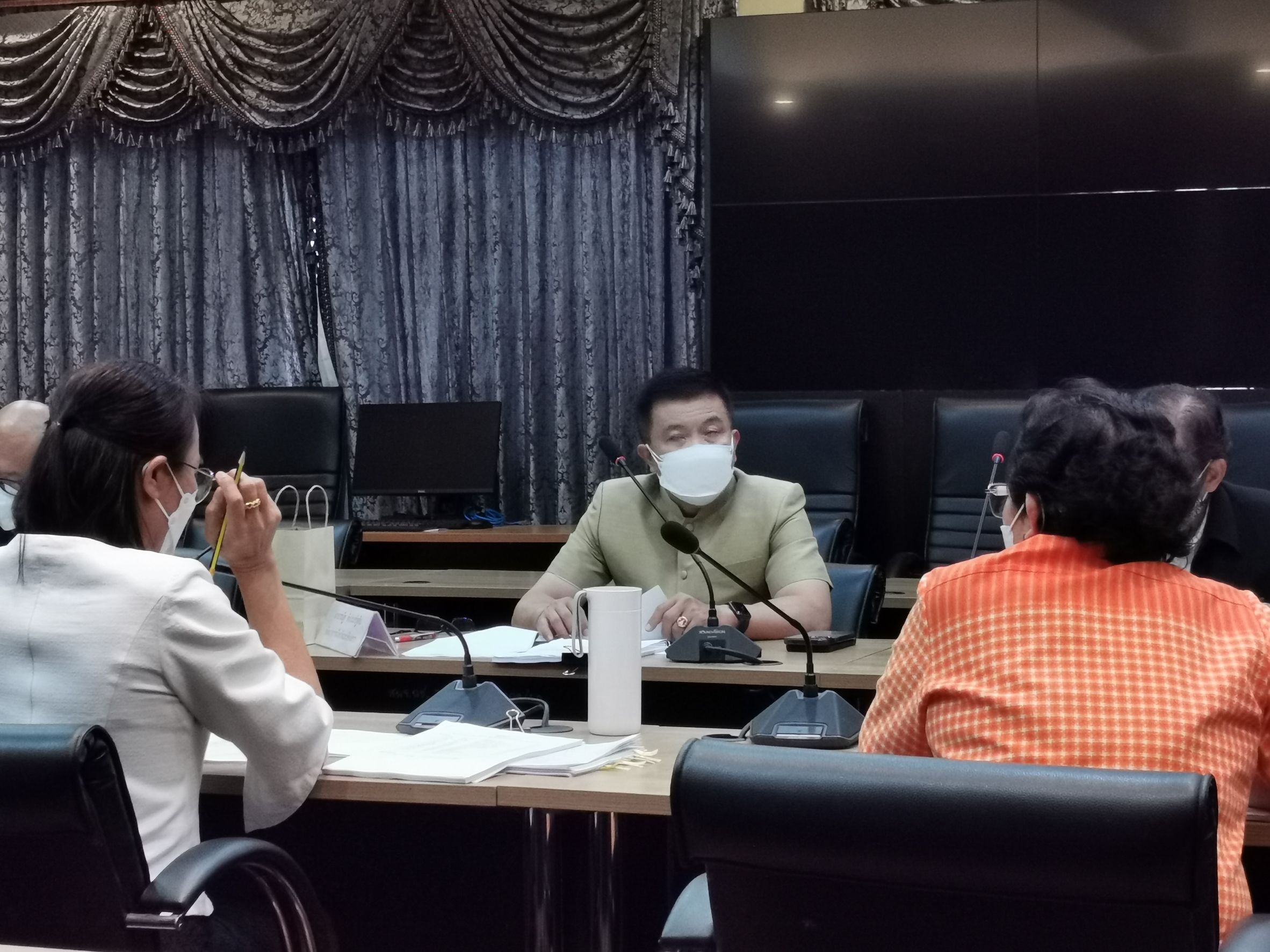 พัฒนาชุมชนจังหวัดฉะเชิงเทรา ร่วมประชุมคณะกรรมการพนักงานเทศบาลจังหวัดฉะเชิงเทรา คร้้งที่ 9/2564