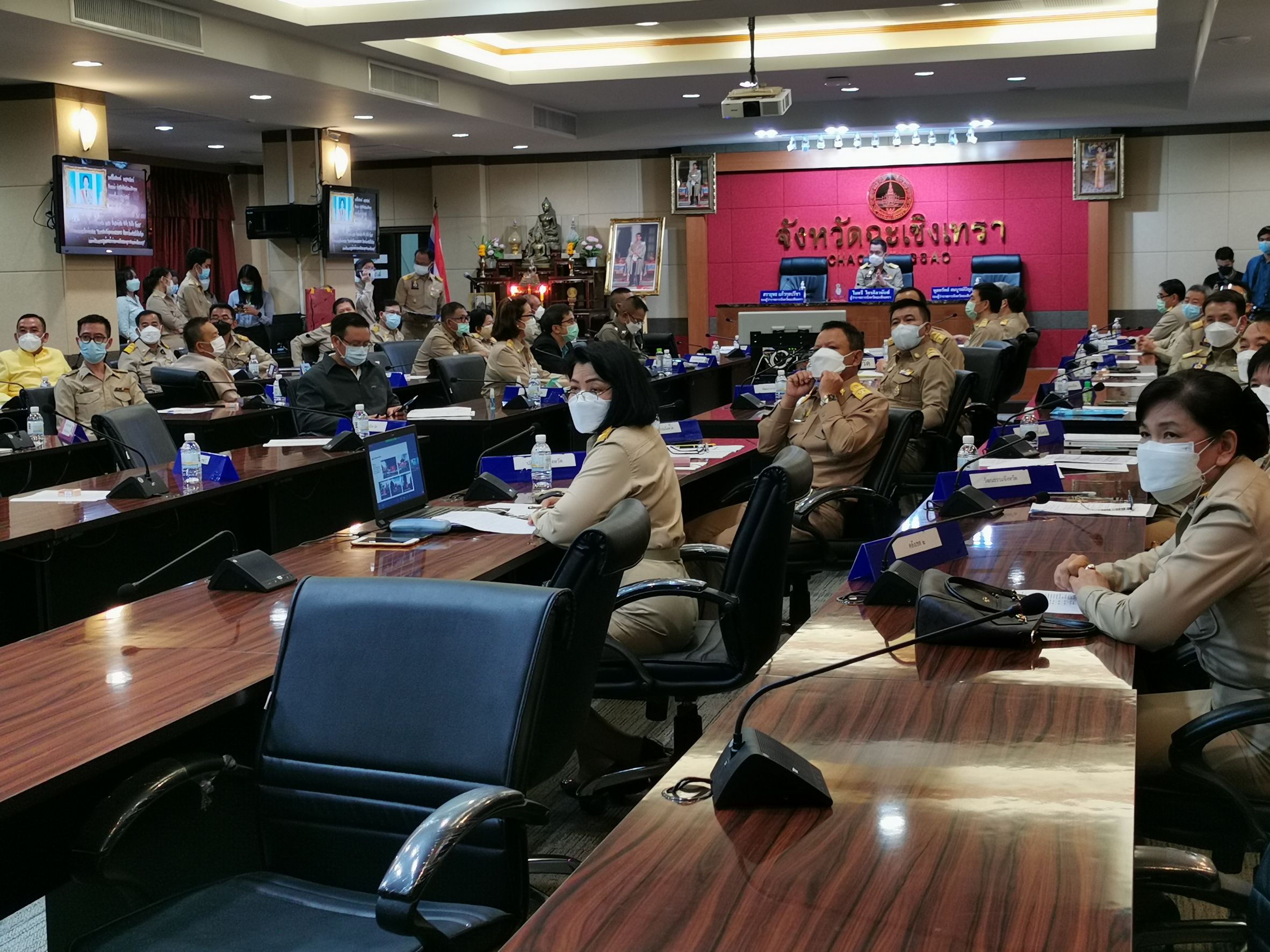 พัฒนาชุมชนจังหวัดฉะเชิงทรา ร่วมประชุมหัวหน้าส่วนราชการจังหวัดฉะเชิงเทรา ครั้งที่ 9/2564