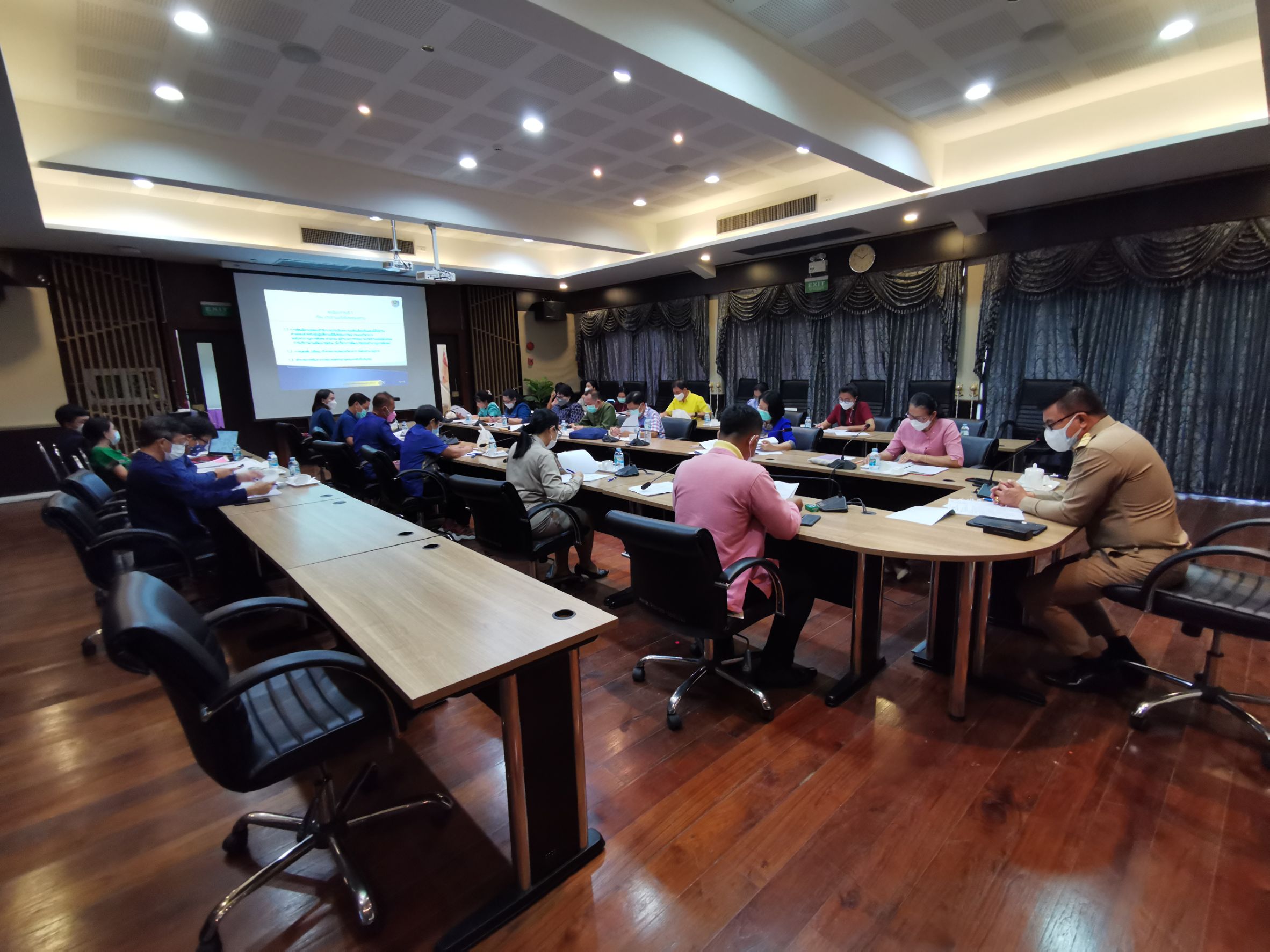 พัฒนาชุมชนจังหวัดฉะเชิงเทรา ประชุมผู้บริหาร นักวิชาการพัฒนาชุมชน และเจ้าหน้าที่พัฒนาชุมชนจังหวัดฉะเชิงเทรา ครั้งที่ 9/2564