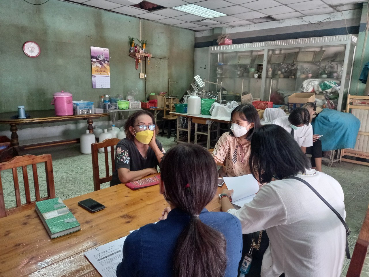 พัฒนาชุมชนจังหวัดฉะเชิงเทรา ติดตามหนี้กองทุนพัฒนาบทบาทสตรี