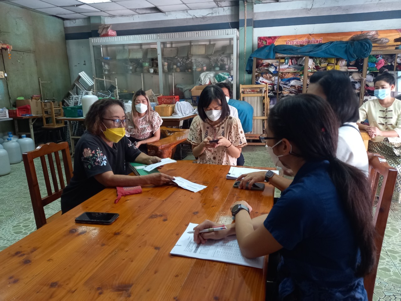 พัฒนาชุมชนจังหวัดฉะเชิงเทรา ติดตามหนี้กองทุนพัฒนาบทบาทสตรี