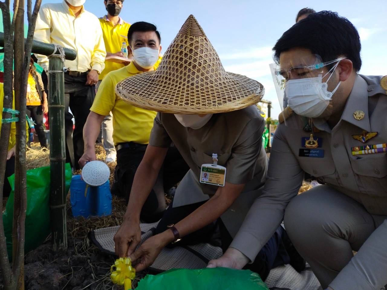 ?สมาชิกวุฒิสภาพบประชาชนในพื้นที่จังหวัดภาคตะวันออก ณ จังหวัดฉะเชิงเทรา?