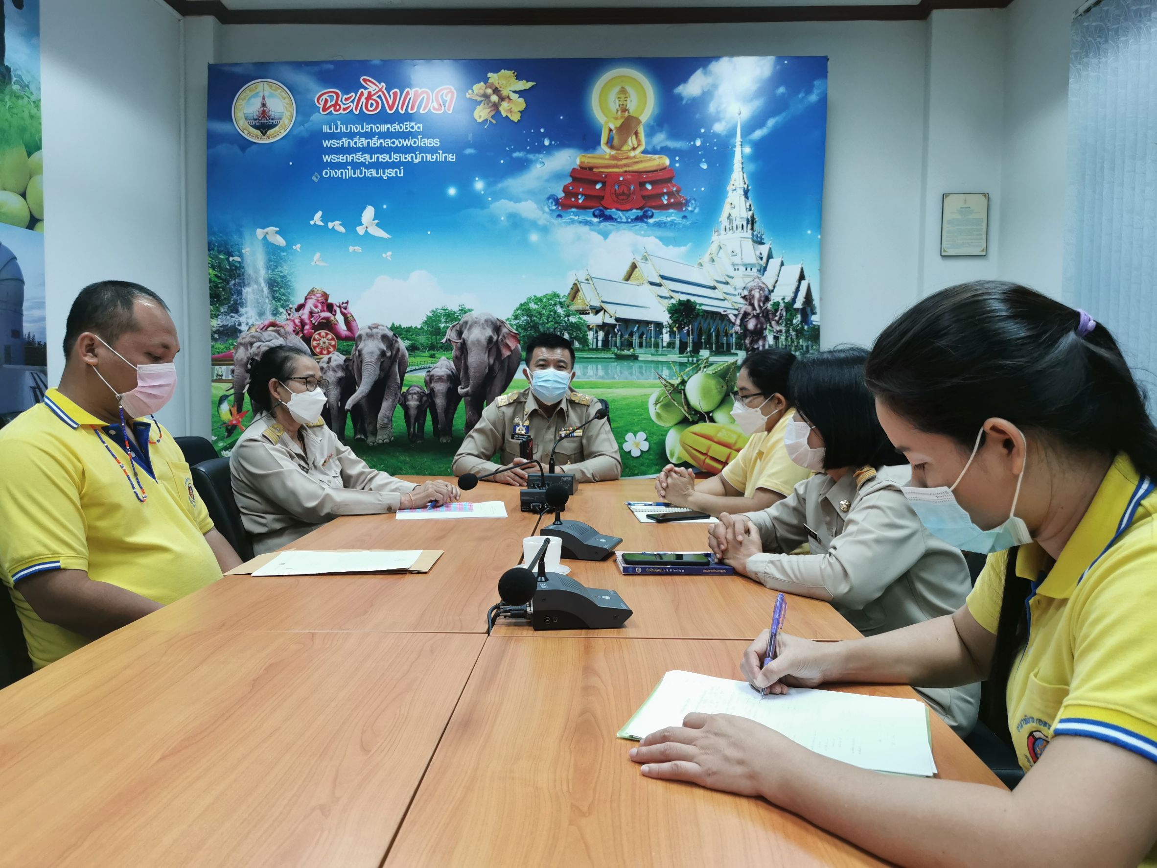 พัฒนาชุมชนจังหวัดฉะเชิงเทรา ปฐมนิเทศอาสาพัฒนา (อสพ.) รุ่นที่ 73, พนักงานราชการเฉพาะกิจ และพนักงานบันทึกข้อมูล