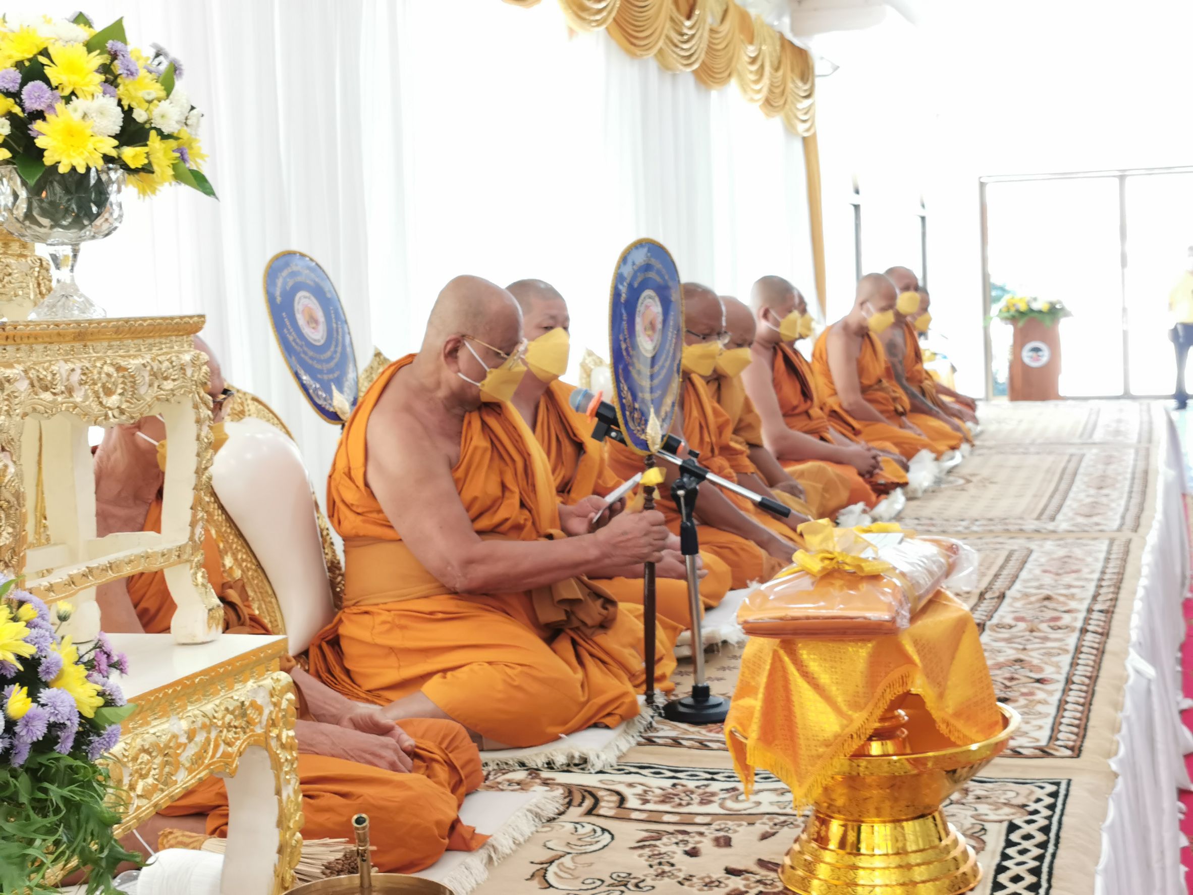 ผู้ว่าราชการจังหวัดฉะเชิงเทราร่วมถวายองค์ผ้ากฐิน ณ วัดไชยภูมิธาราม (ท่าอิฐ)