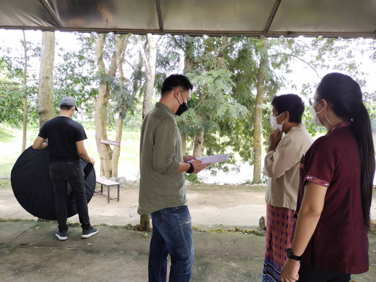 พัฒนาชุมชนจังหวัดฉะเชิงเทรา ?ถ่ายทำวิดีทัศน์โครงการ 9 ; 10 ปฏิบัติบูชา “สืบสาน รักษา ต่อยอด” เพื่อพัฒนาชุมชน ?