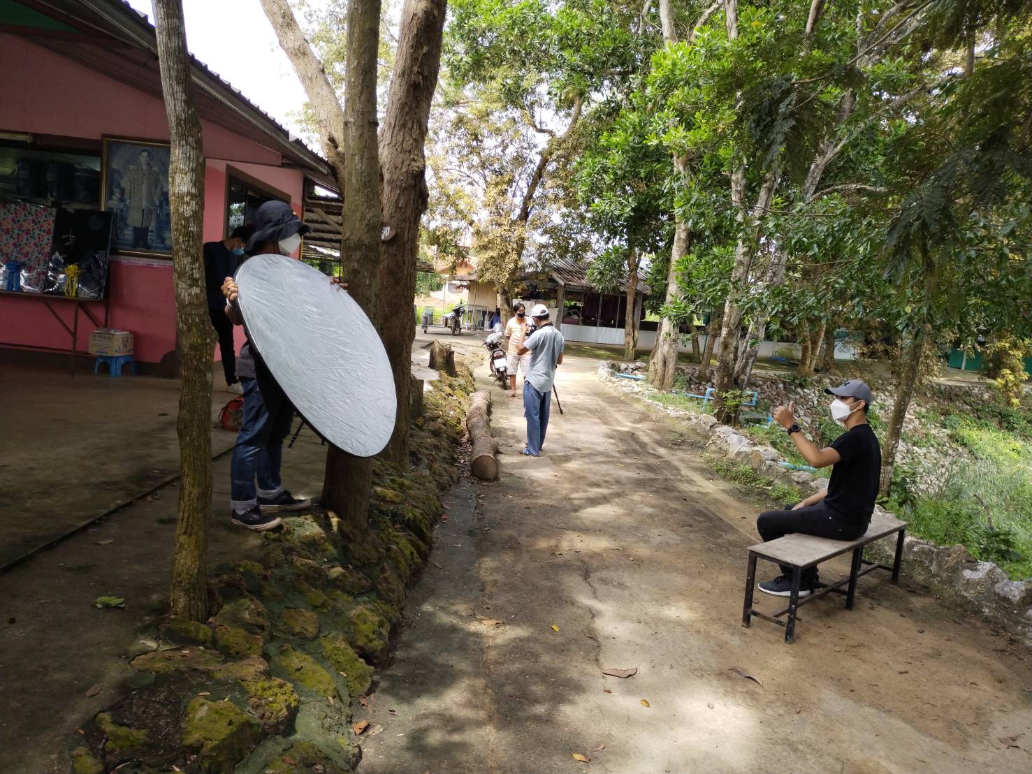 พัฒนาชุมชนจังหวัดฉะเชิงเทรา ?ถ่ายทำวิดีทัศน์โครงการ 9 ; 10 ปฏิบัติบูชา “สืบสาน รักษา ต่อยอด” เพื่อพัฒนาชุมชน ?