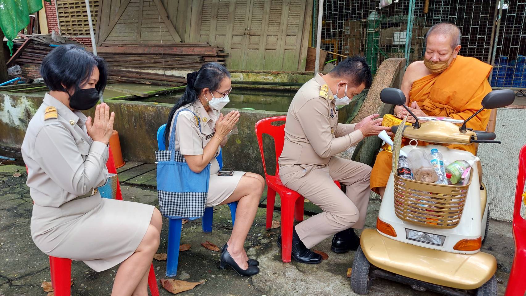 พช.ฉะเชิงเทรา ร่วมสร้าง “พระพุทธพัฒนปชานาถ” ในโอกาสครบรอบ 60 ปี สถาปนากรมการพัฒนาชุมชนเพื่อความเป็นสิริมงคล