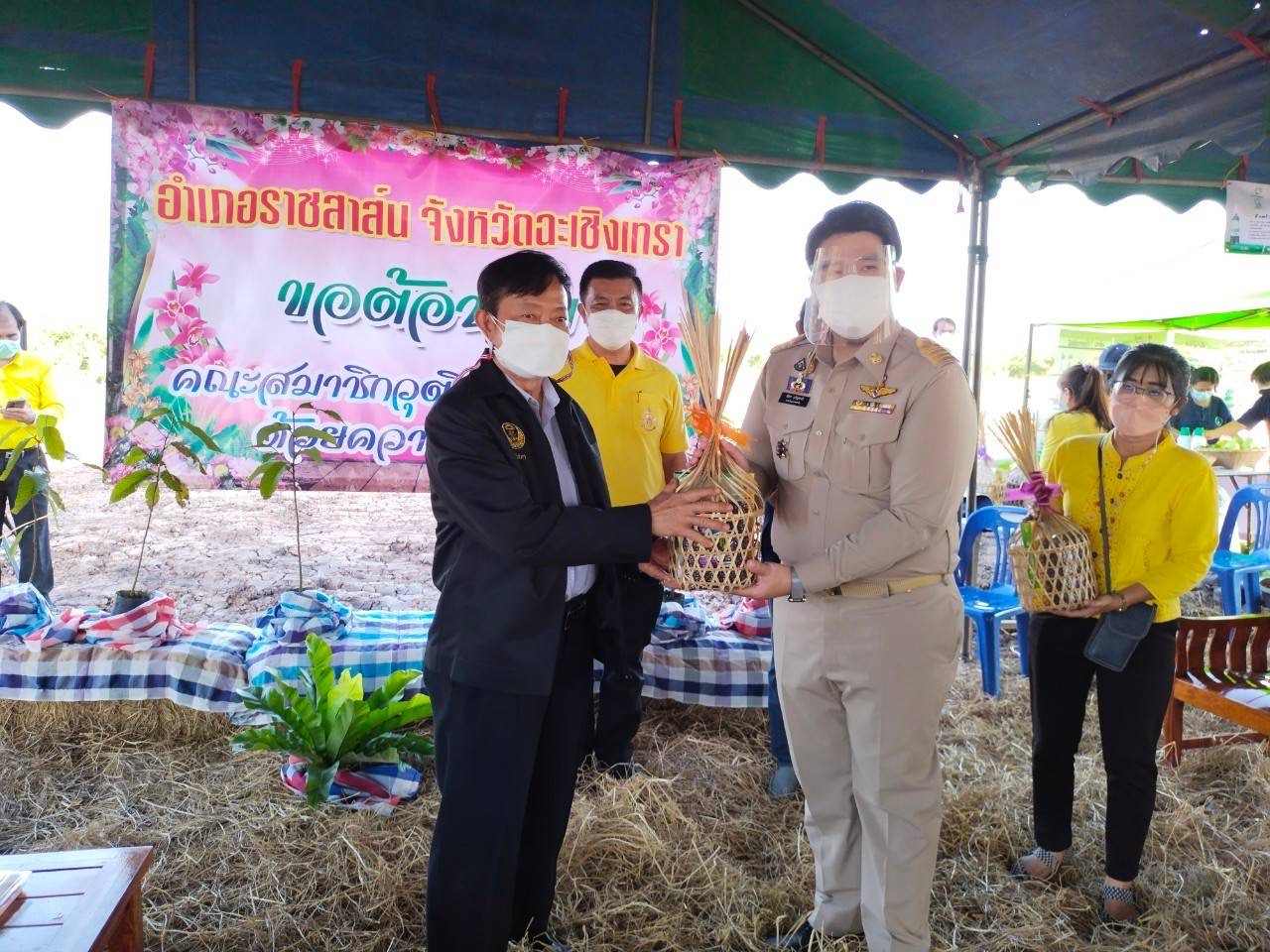 ?สมาชิกวุฒิสภาพบประชาชนในพื้นที่จังหวัดภาคตะวันออก ณ จังหวัดฉะเชิงเทรา?