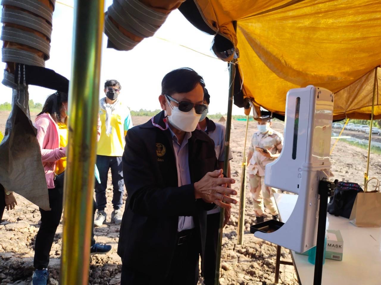 ?สมาชิกวุฒิสภาพบประชาชนในพื้นที่จังหวัดภาคตะวันออก ณ จังหวัดฉะเชิงเทรา?