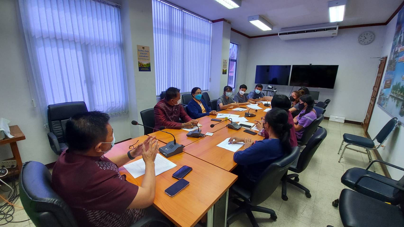 พช.ฉะเชิงเทรา ร่วมประชุมชี้แจงมอบหมายกรอบภารกิจตัวชี้วัดพนักงานราชการเฉพาะกิจ