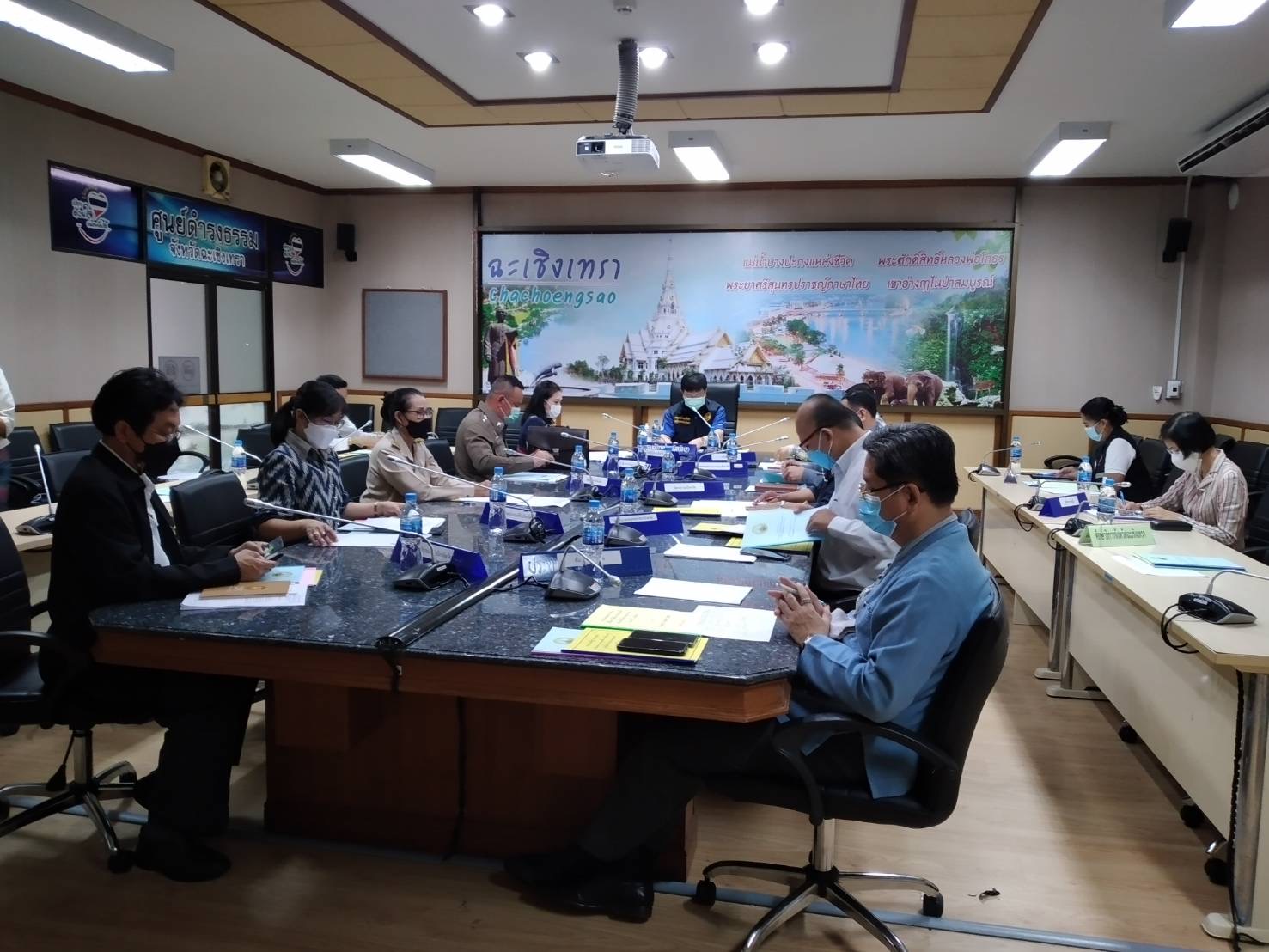 พช.ฉะเชิงเทรา เข้าร่วมประชุมพิจารณาการเสนอขอพระราชทานเครื่องราชอิสริยาภรณ์อันเป็นที่สรรเสริญยิ่งดิเรกคุณาภรณ์ประจำปี 2564