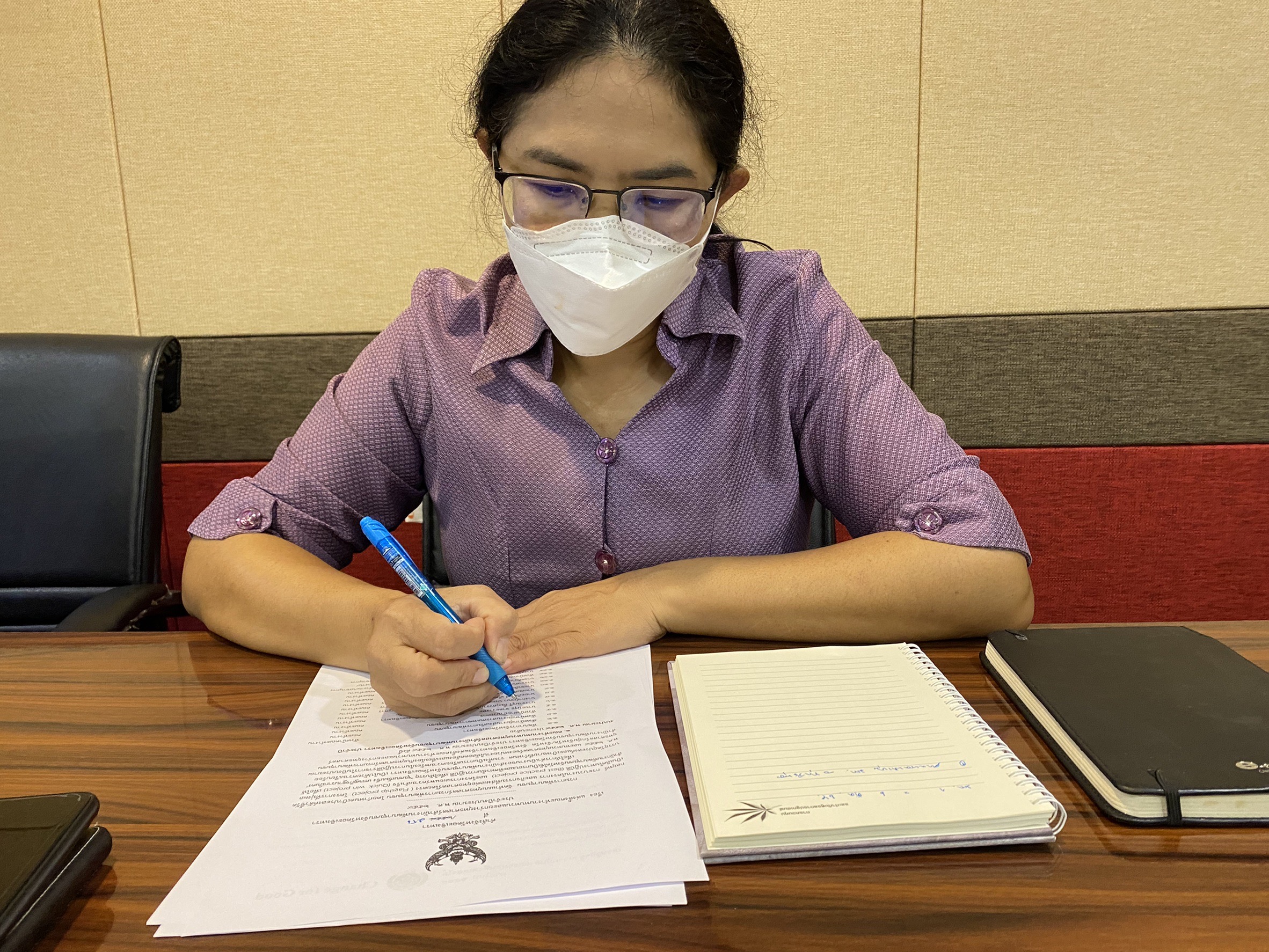 พัฒนาชุมชนจังหวัดฉะเชิงเทรา ร่วมประชุมมอบนโยบายและชี้แจงข้อราชการสำคัญผ่านระบบวีดิทัศน์ทางไกล (VCS)