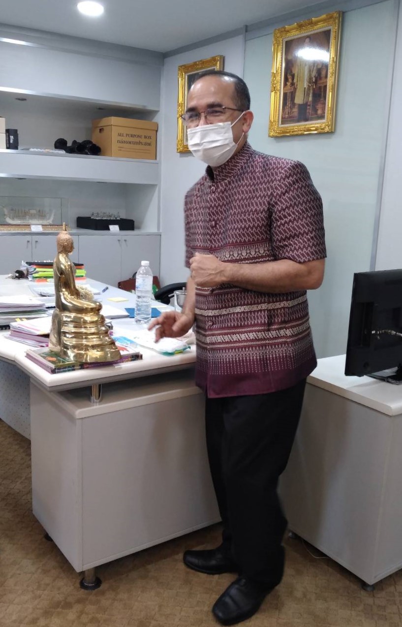 ชื่นมื่น พัฒนาชุมชนจังหวัดฉะเชิงเทรา ร่วมแสดงความยินดี กับ อธิบดีกรมการพัฒนาชุมชน คนที่ 30 เนื่องในโอกาสเข้ารับตำแหน่งใหม่