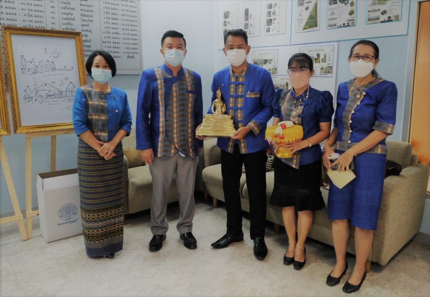 ชื่นมื่น พัฒนาชุมชนจังหวัดฉะเชิงเทรา ร่วมแสดงความยินดี กับ อธิบดีกรมการพัฒนาชุมชน คนที่ 30 เนื่องในโอกาสเข้ารับตำแหน่งใหม่