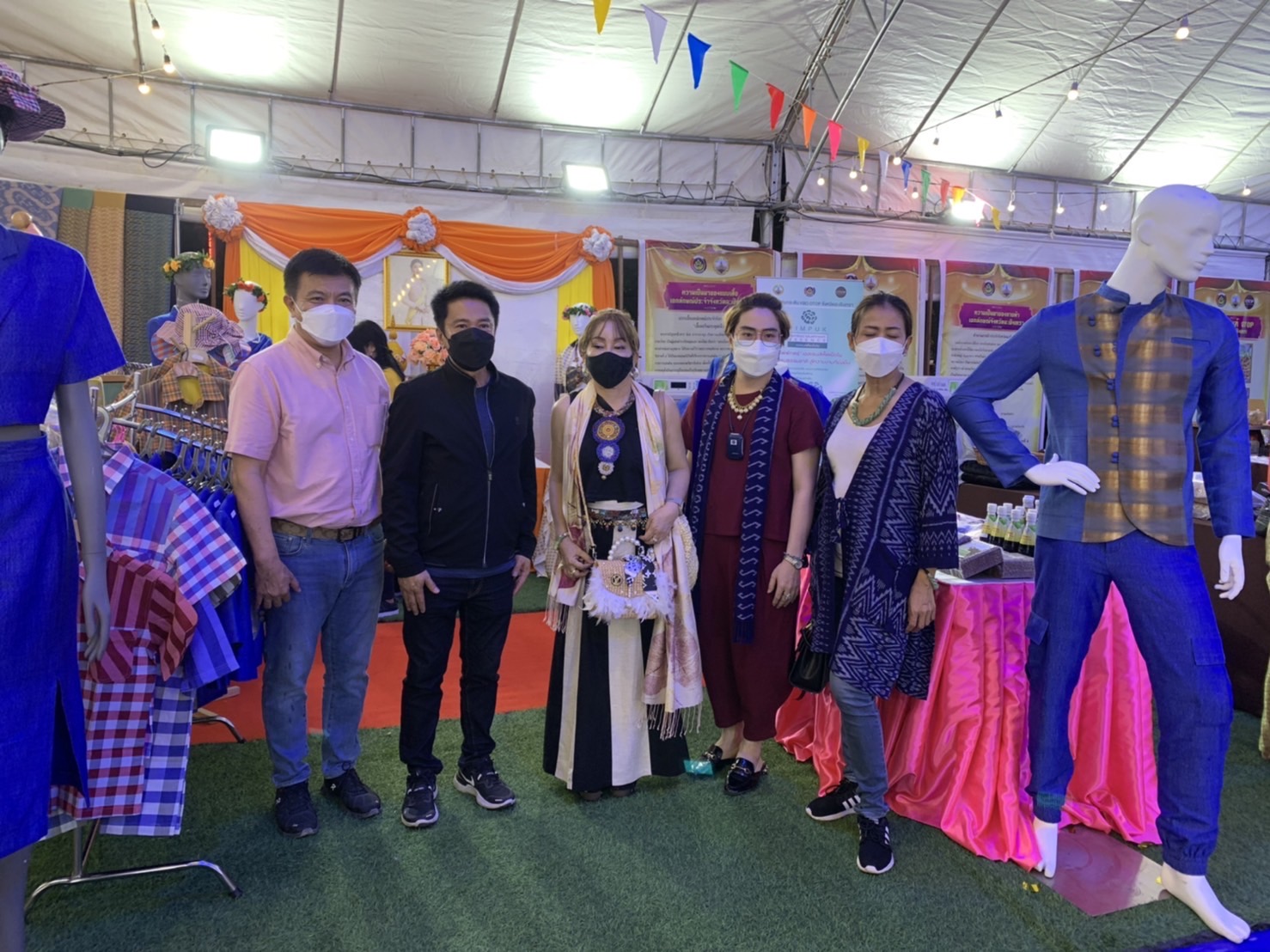 ฉะเชิงเทรา ส่งเสริมและรณรงค์การสวมใส่ผ้าไทย ?“ผ้าไทย ใส่ให้สนุก”