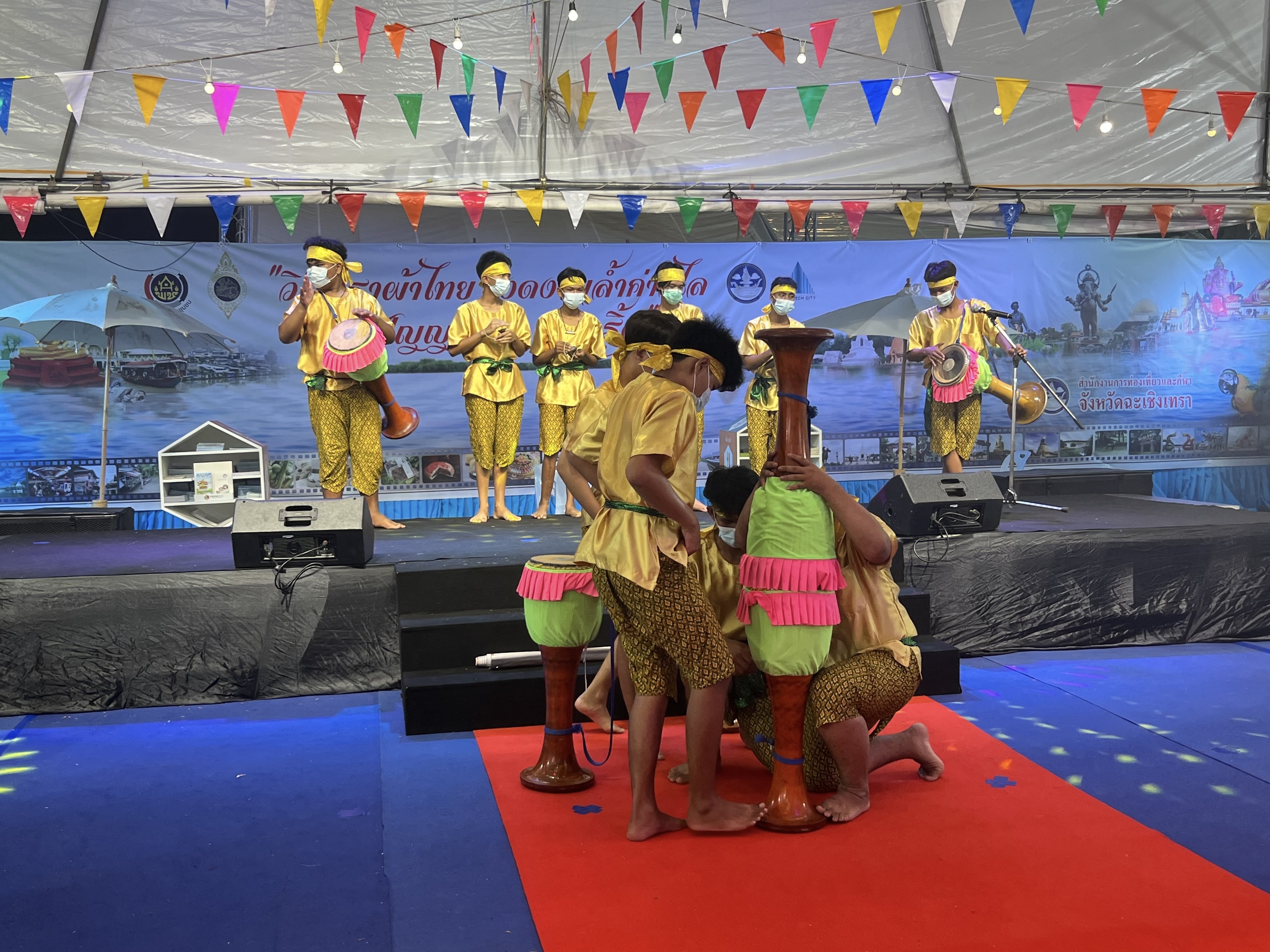 ฉะเชิงเทรา ส่งเสริมและรณรงค์การสวมใส่ผ้าไทย “ผ้าไทย ใส่ให้สนุก” ??