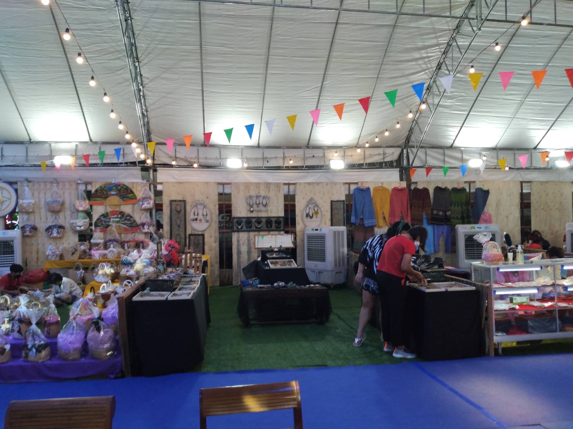 ฉะเชิงเทรา ส่งเสริมและรณรงค์การสวมใส่ผ้าไทย “ผ้าไทย ใส่ให้สนุก” ??